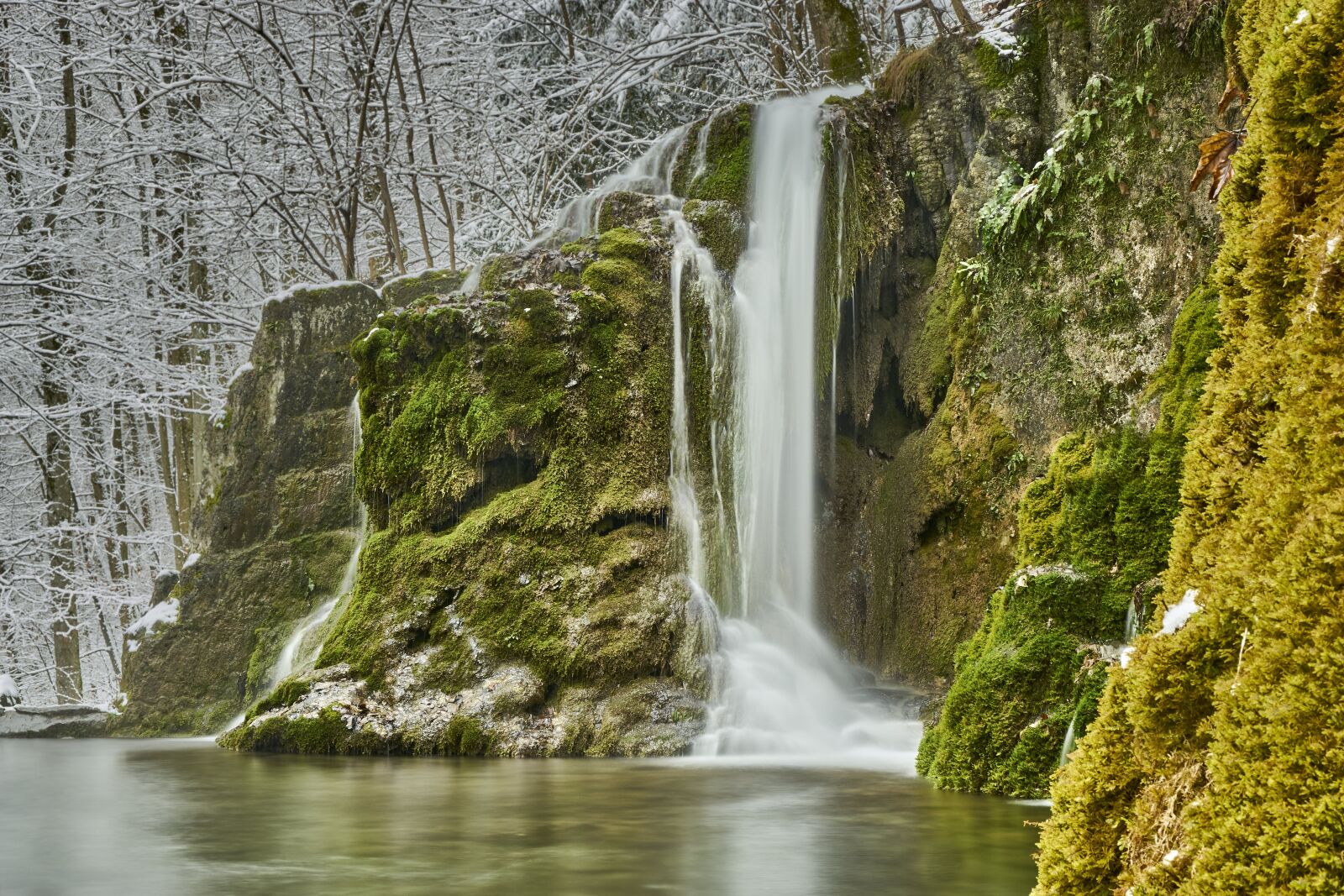 Sony ILCA-77M2 sample photo. Waters, waterfall, nature photography