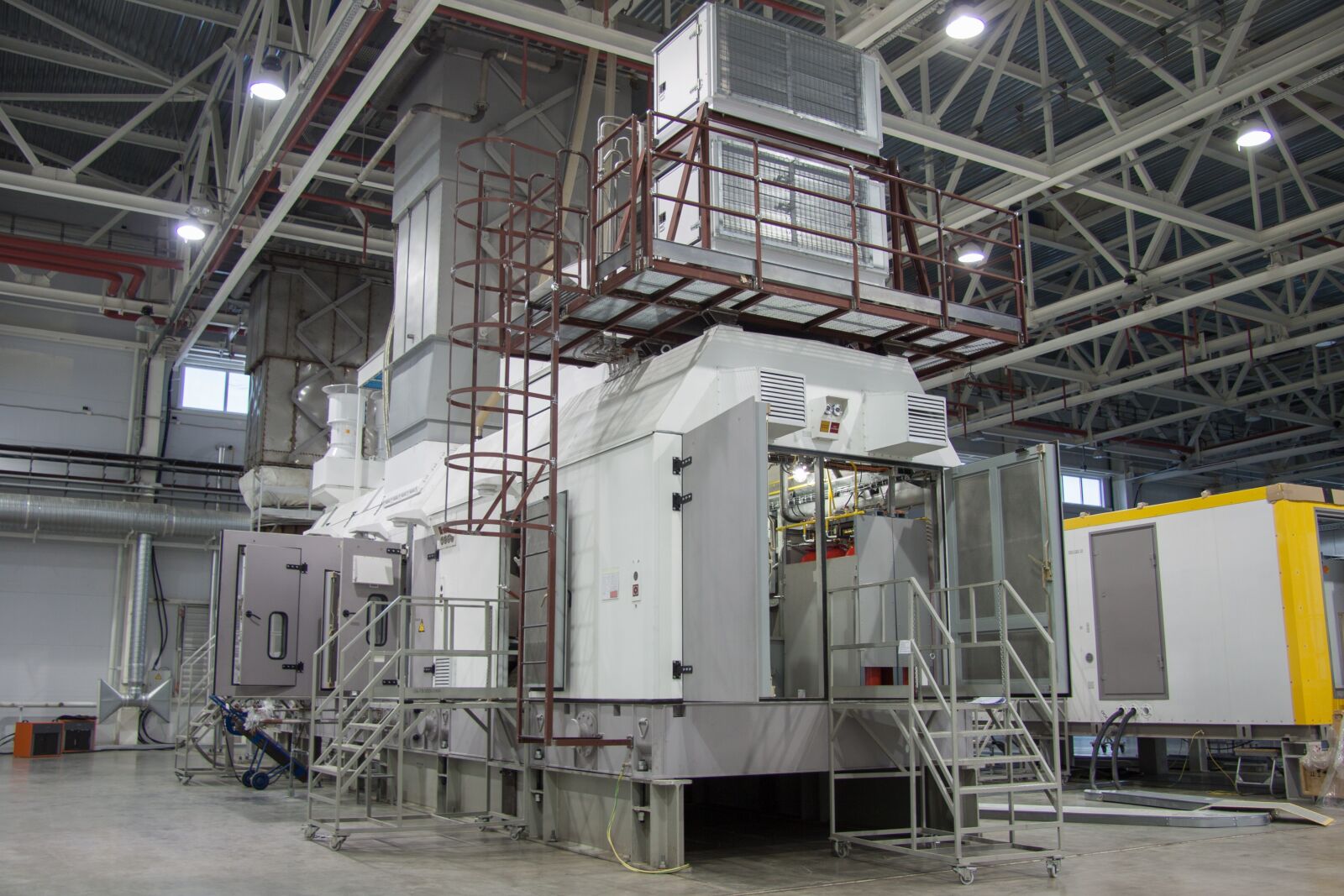 Canon EF-S 17-85mm F4-5.6 IS USM sample photo. Gas turbine equipment, work photography