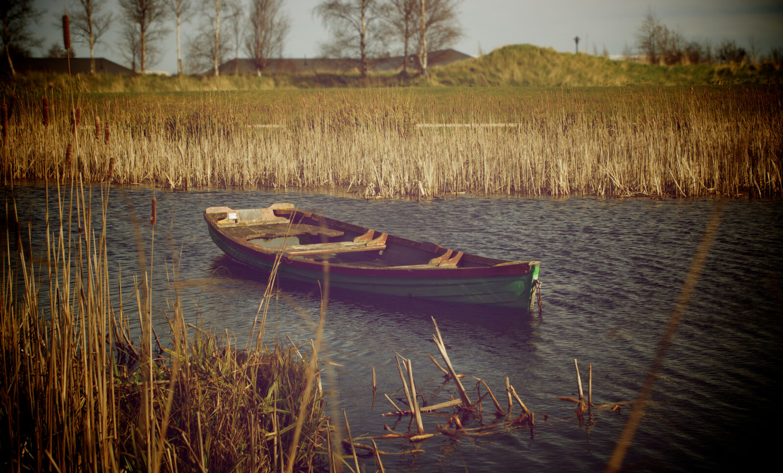Canon EOS 650D (EOS Rebel T4i / EOS Kiss X6i) sample photo. Alone, boat, canoe, lonely photography