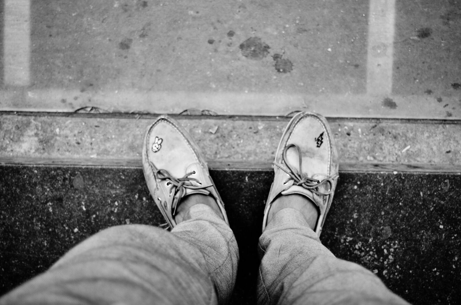 Nikon D5100 sample photo. Leger, black, and, white photography