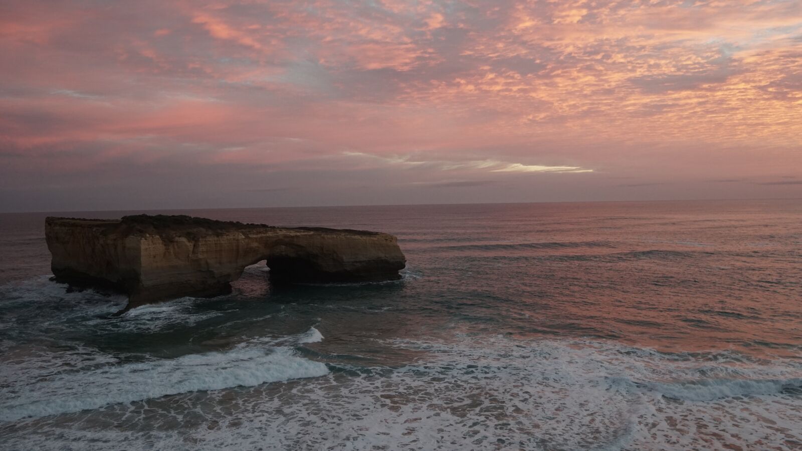 Sony a6000 + Sigma 19mm F2.8 EX DN sample photo. Great ocean road, coastline photography