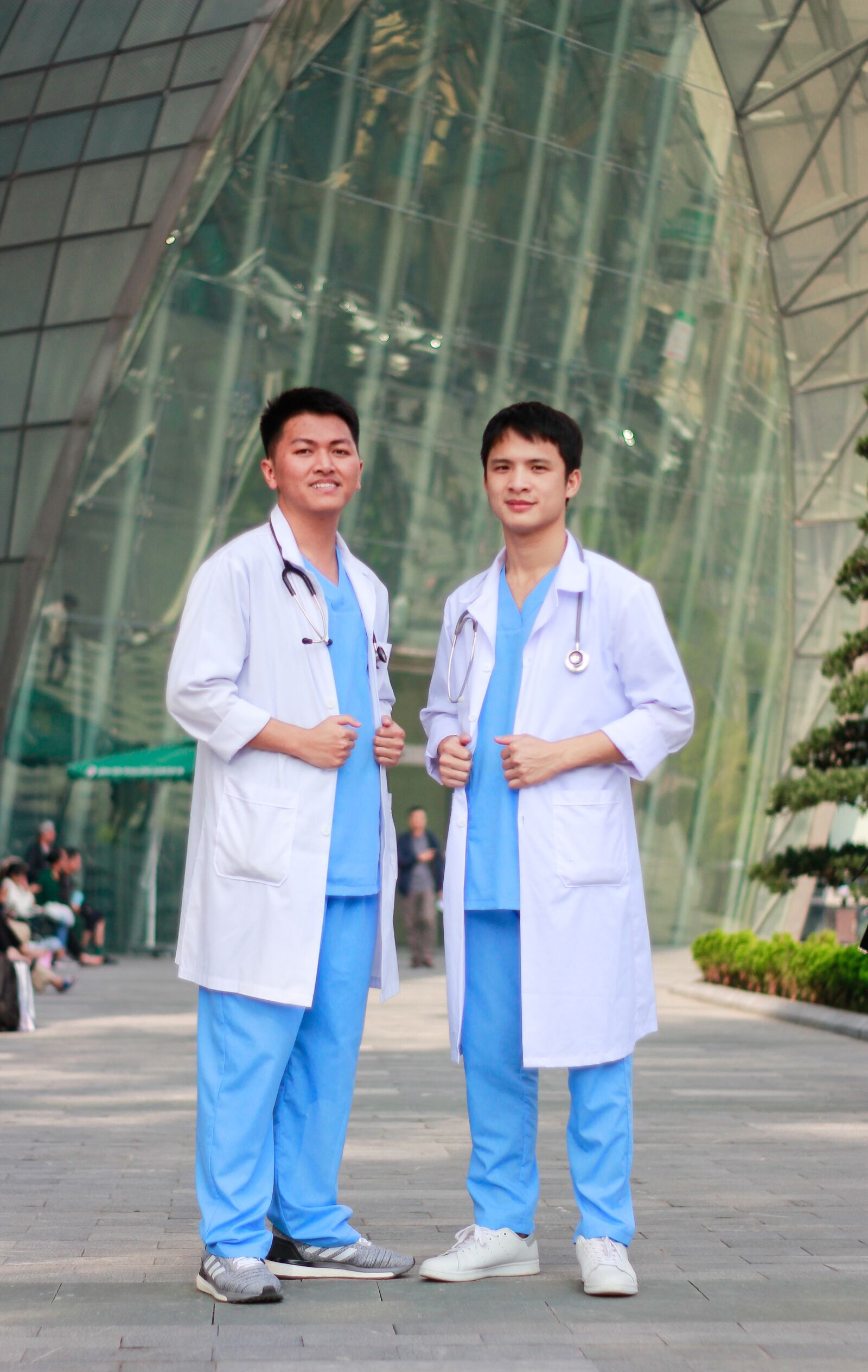 YN50mm f/1.8 II sample photo. Doctor, hospital, health photography