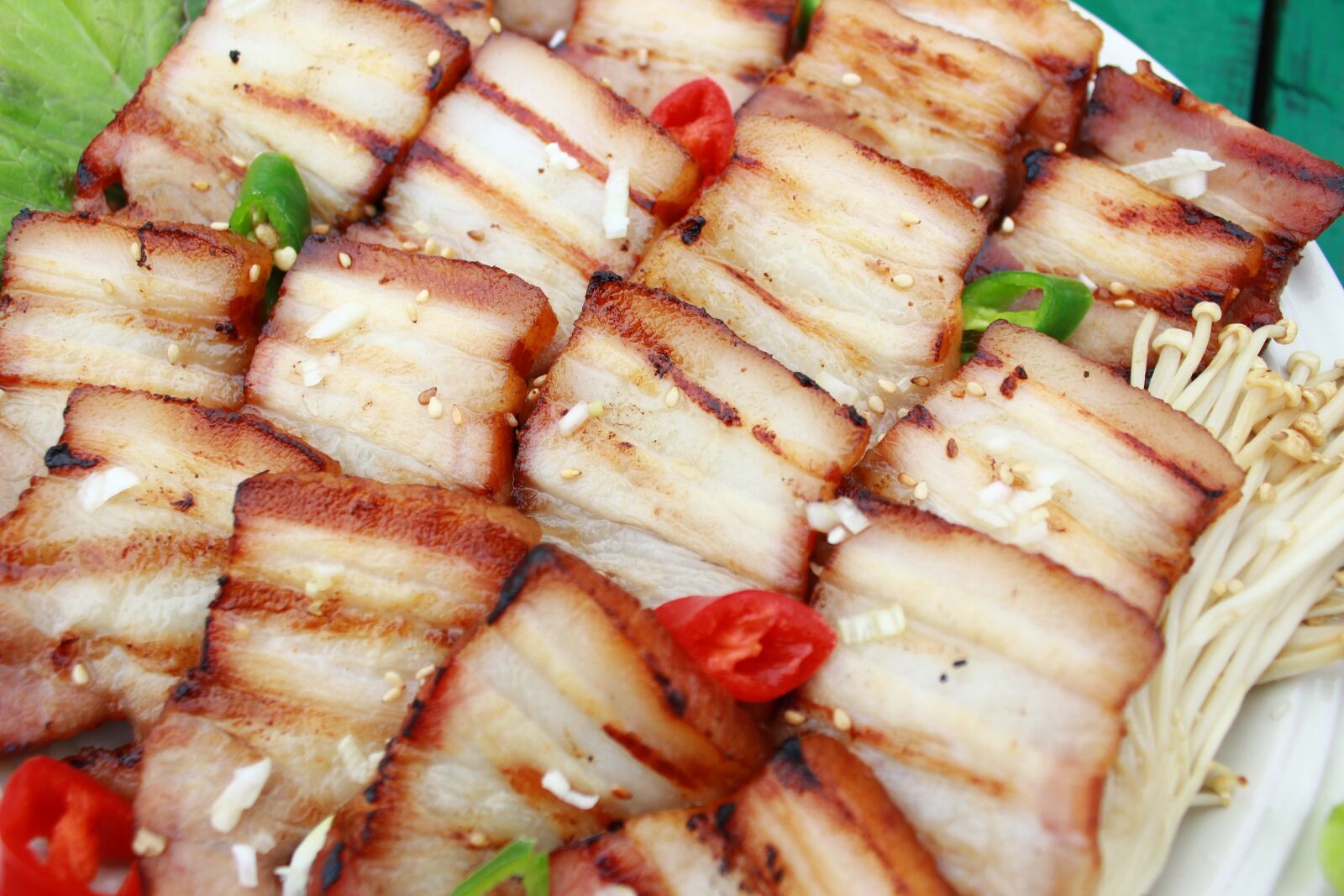 Canon EOS 600D (Rebel EOS T3i / EOS Kiss X5) sample photo. Pork, meat, ssam photography