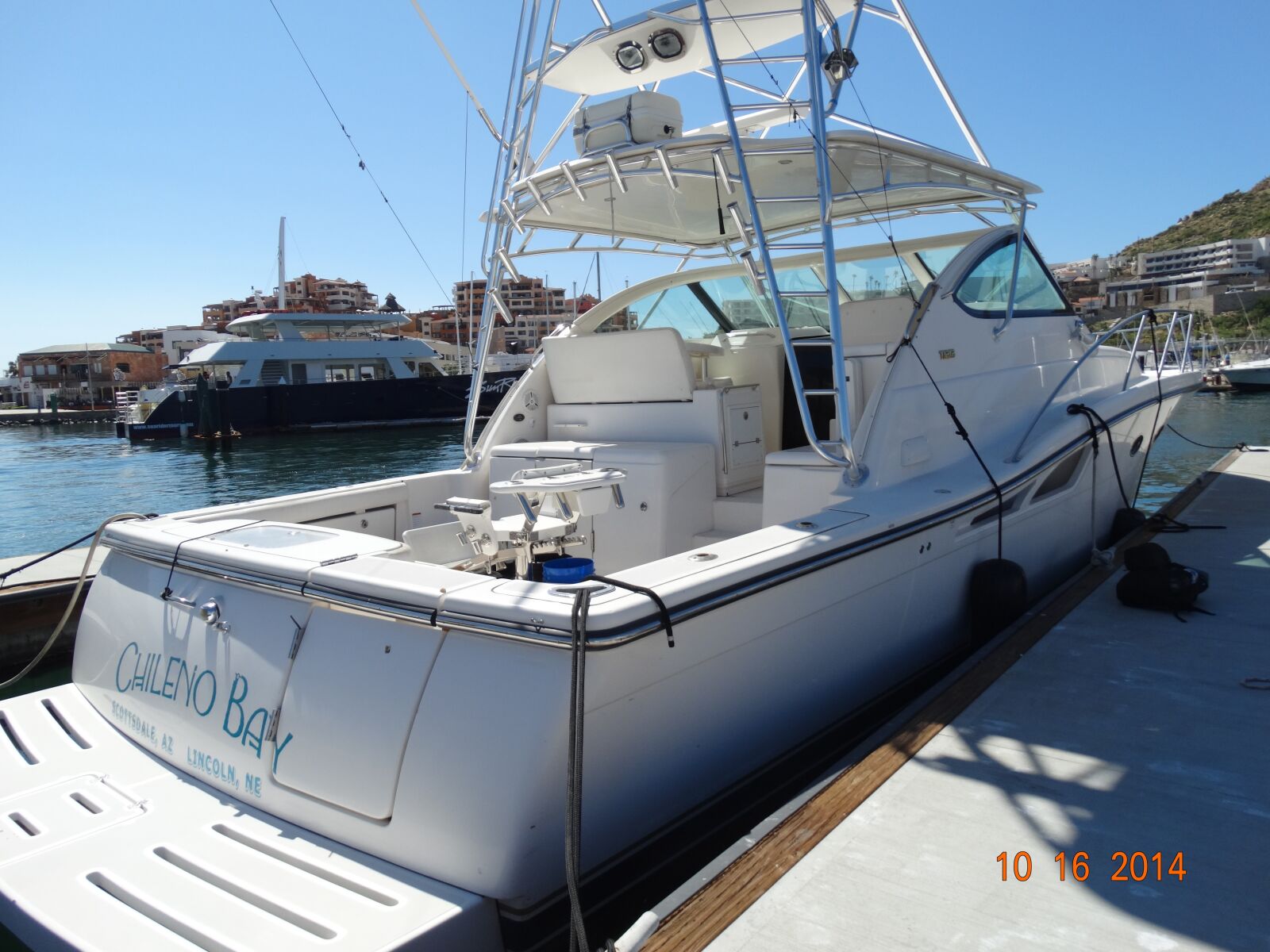 Sony Cyber-shot DSC-HX300 sample photo. Boat, marina, dock photography