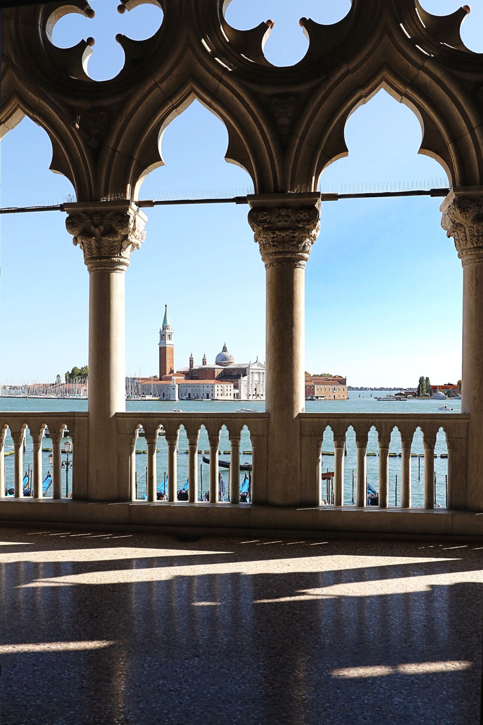Canon EF 16-35mm F4L IS USM sample photo. Italy, holidays, venice photography