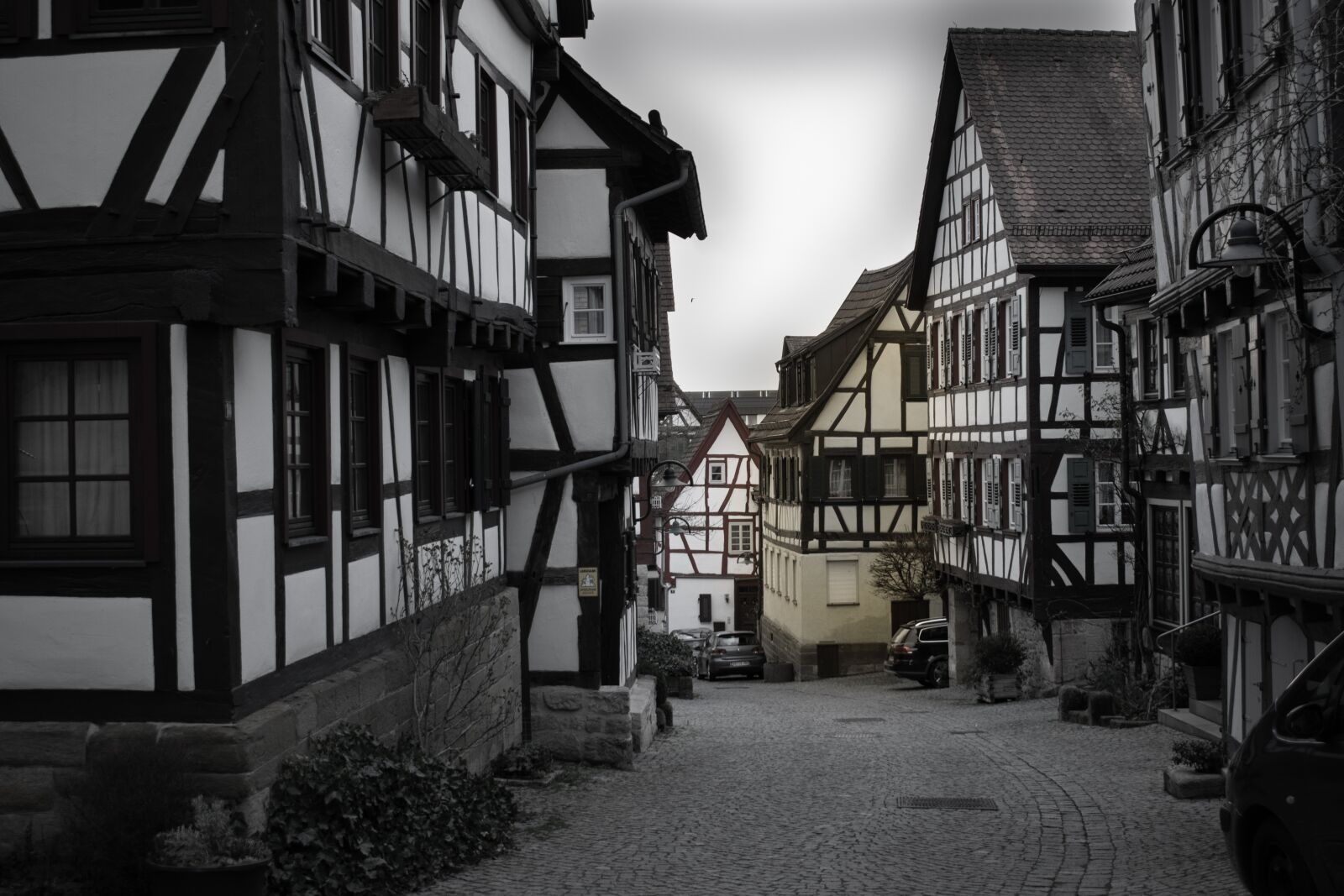 Nikon D3300 sample photo. Houses, yellow, black white photography