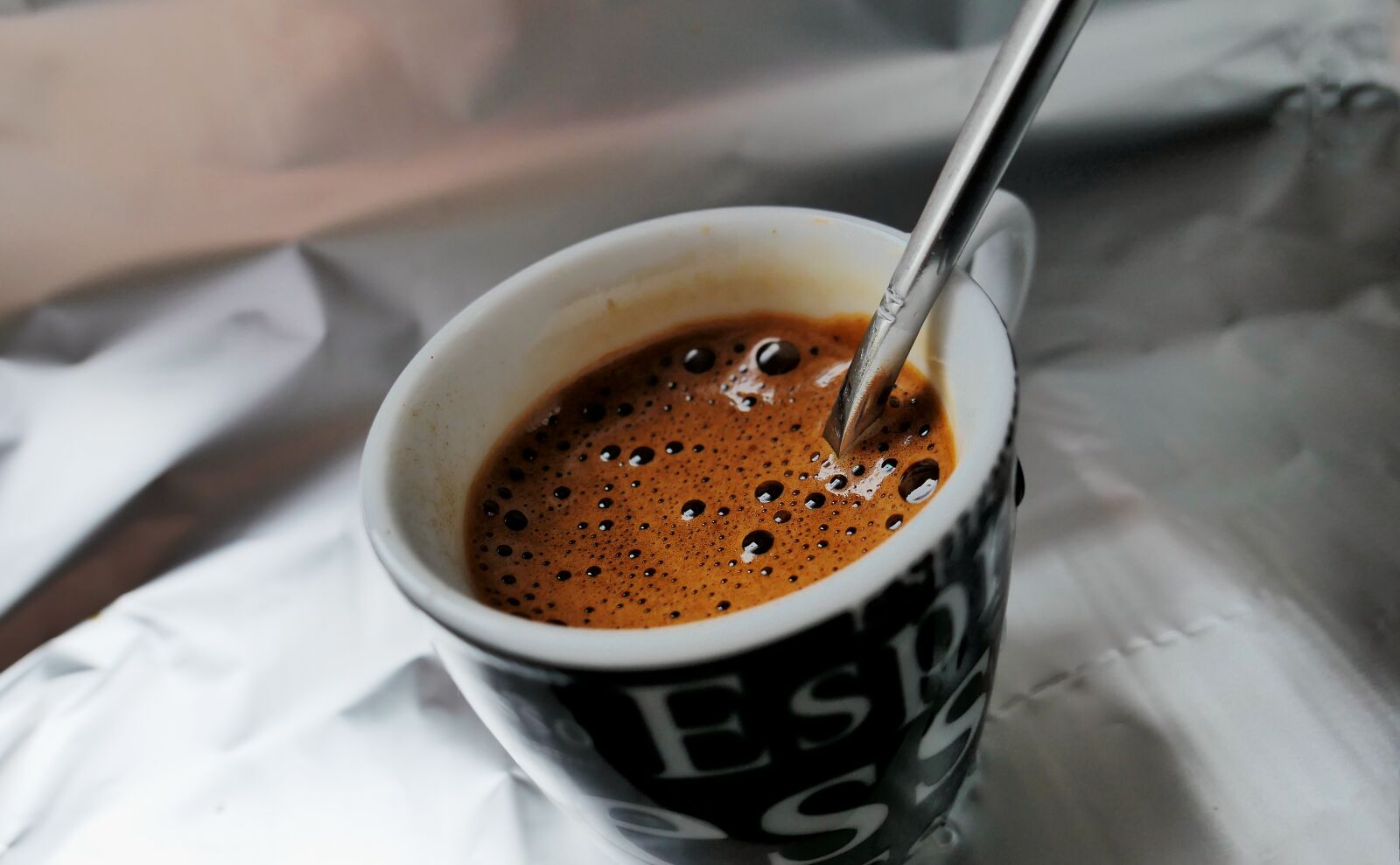 Panasonic Lumix DMC-LX10 (Lumix DMC-LX15) sample photo. Espresso, espressotasse, coffee photography