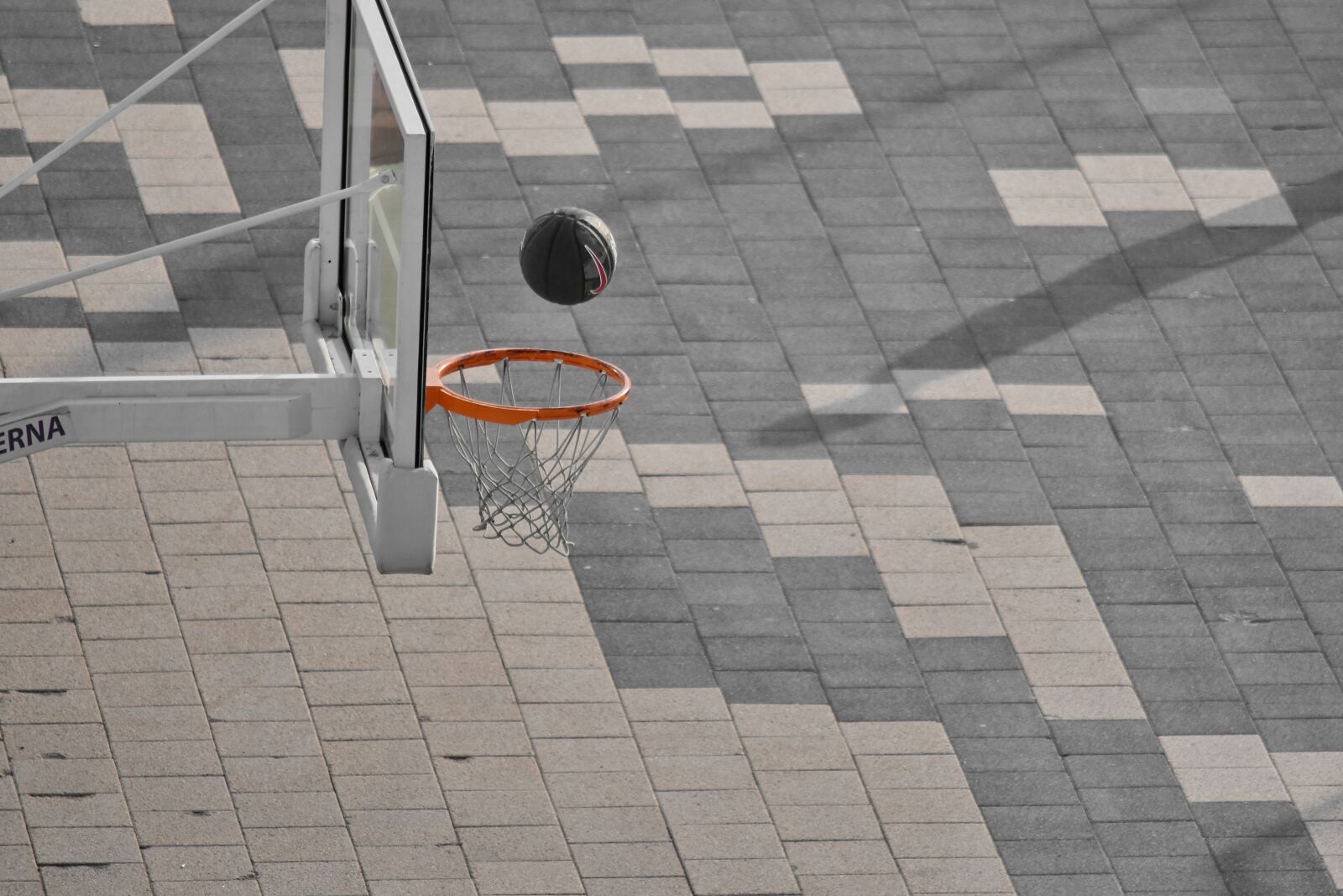 Nikon D5500 sample photo. Ball, basketball court, patio photography