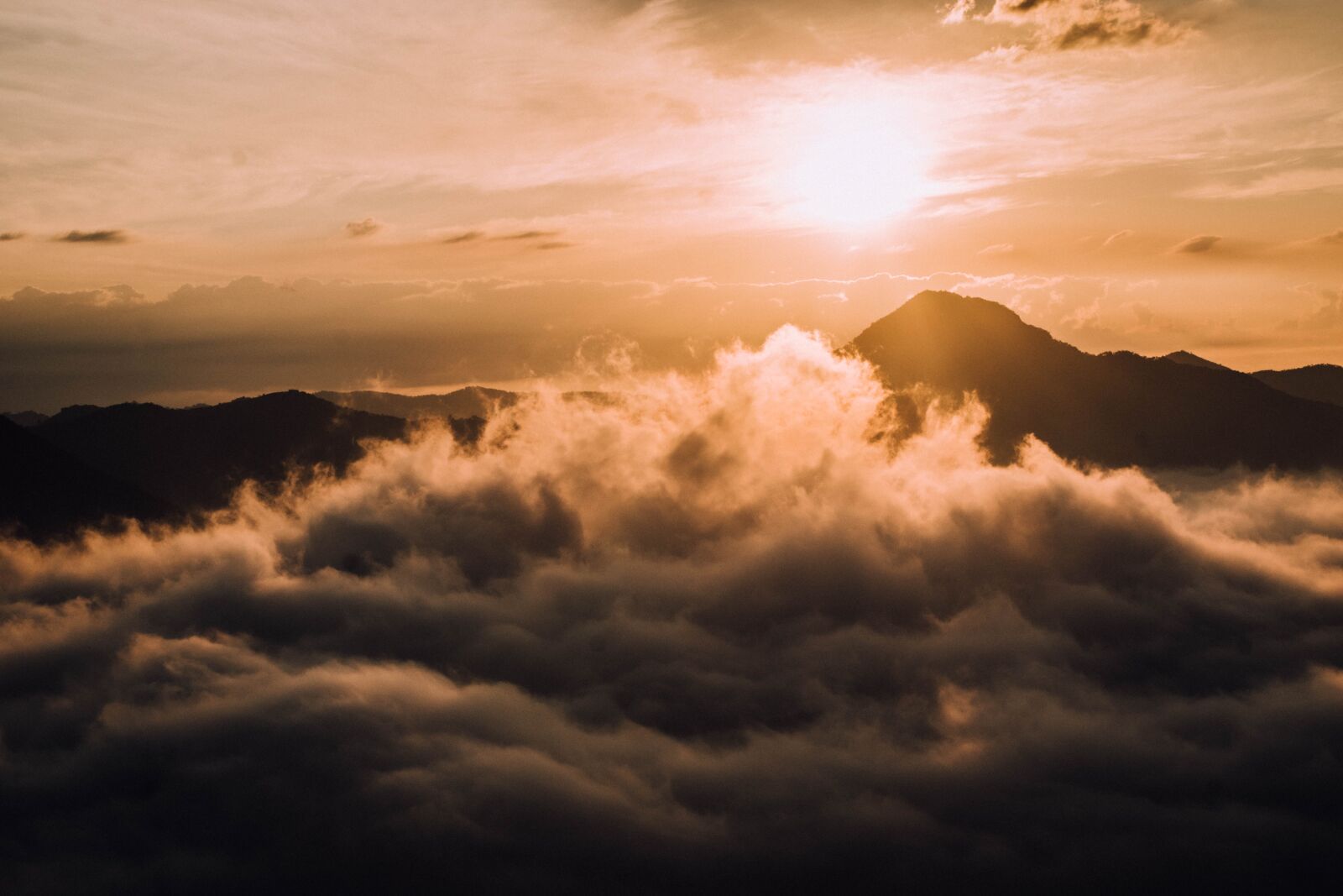 Nikon D5500 sample photo. Sky, cloud, mountains photography