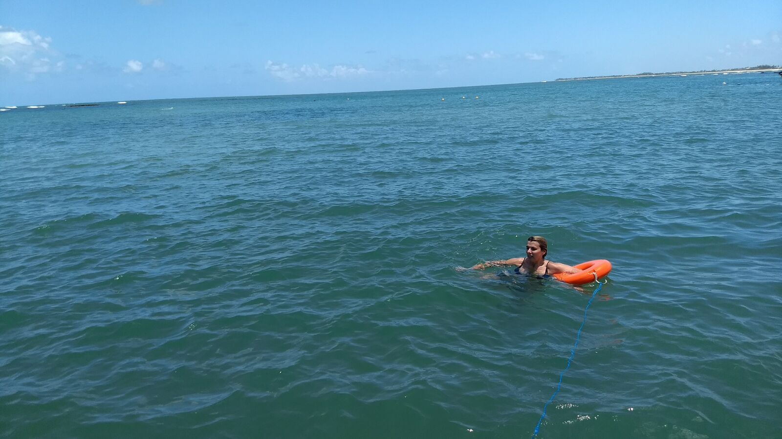 Motorola Moto G (5) Plus sample photo. Swimming, in, the, ocean photography