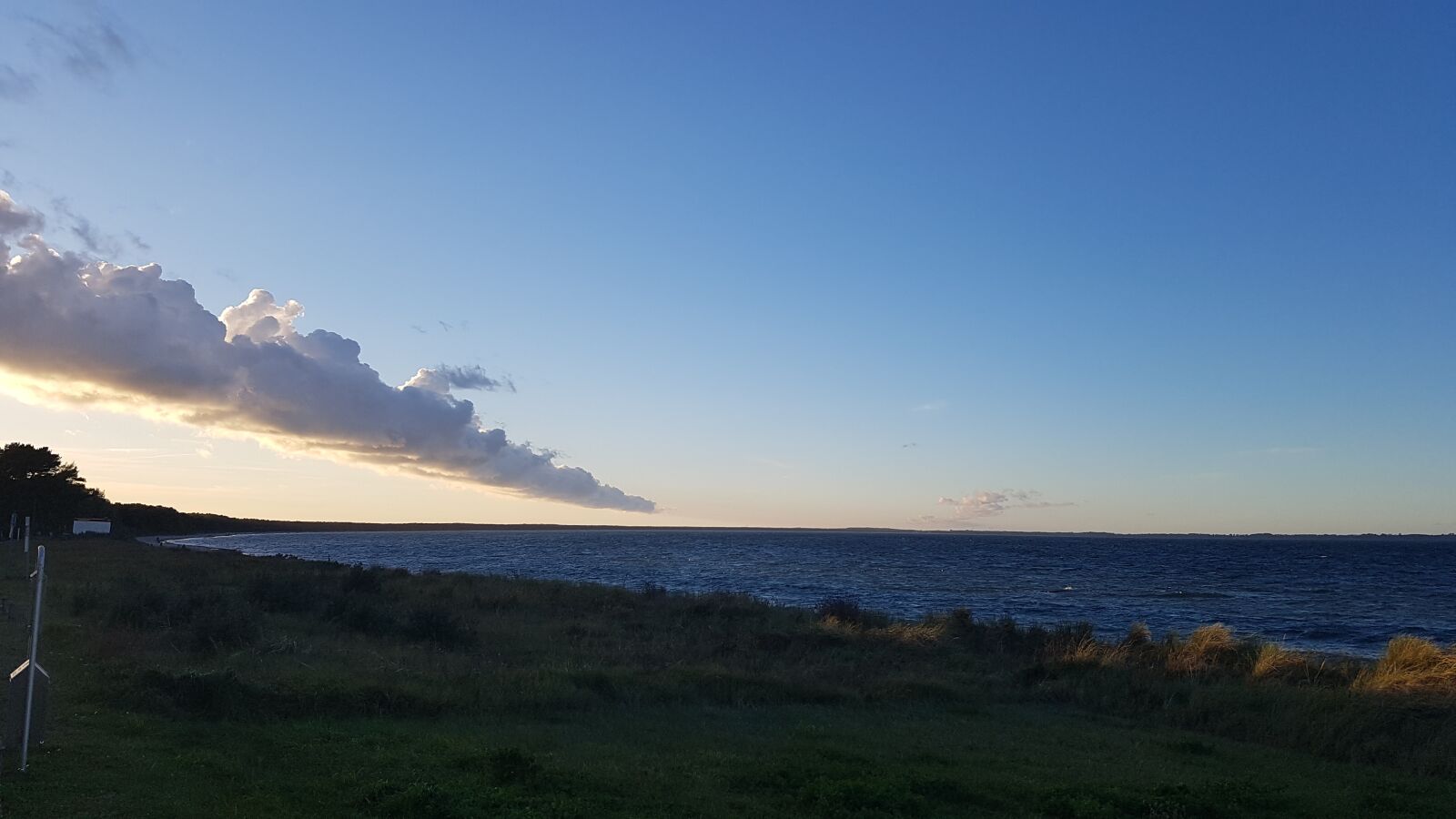 Samsung Galaxy S7 sample photo. Clouds, sea, baltic sea photography
