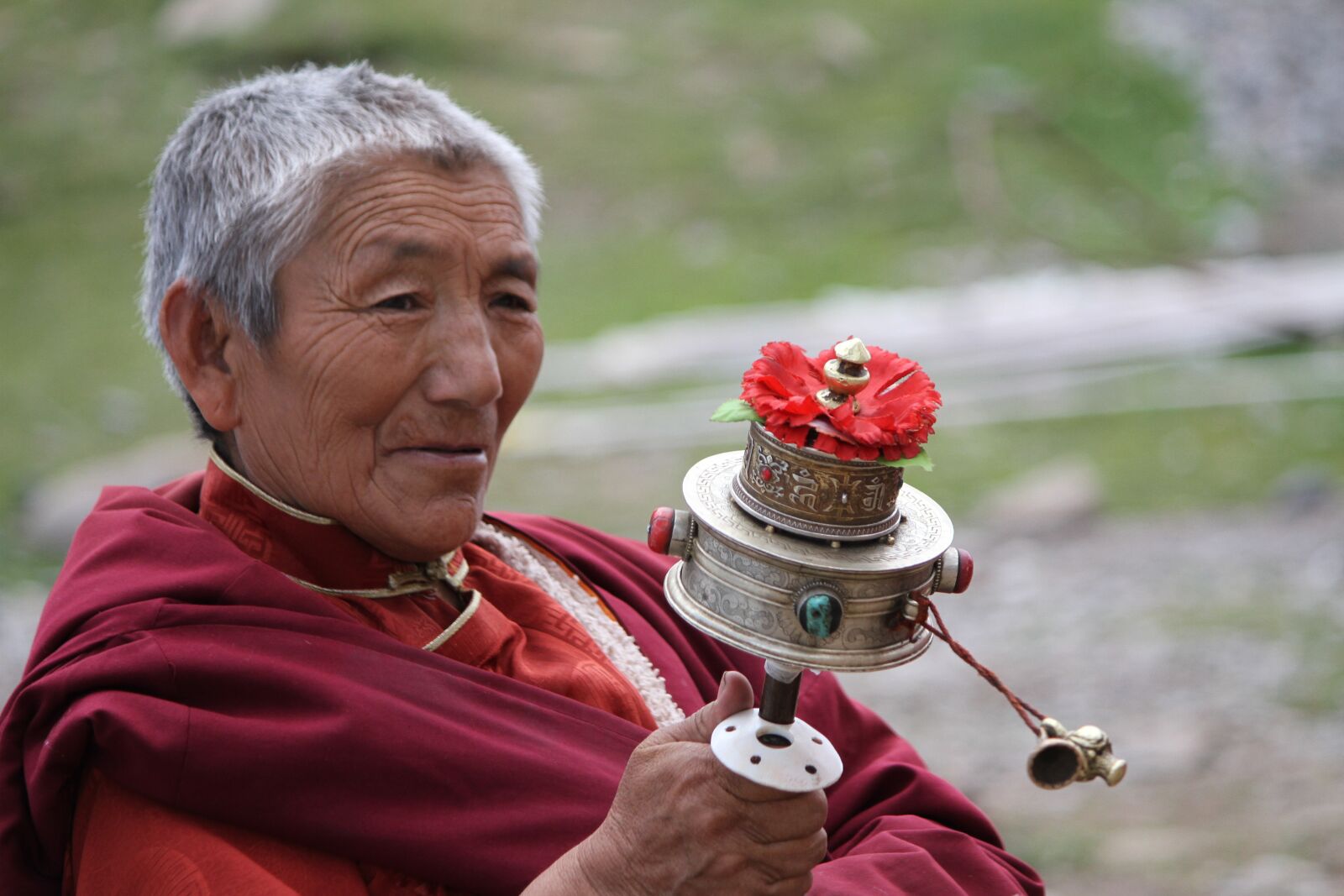 Canon EOS 7D sample photo. Arnie, monks, turning the photography