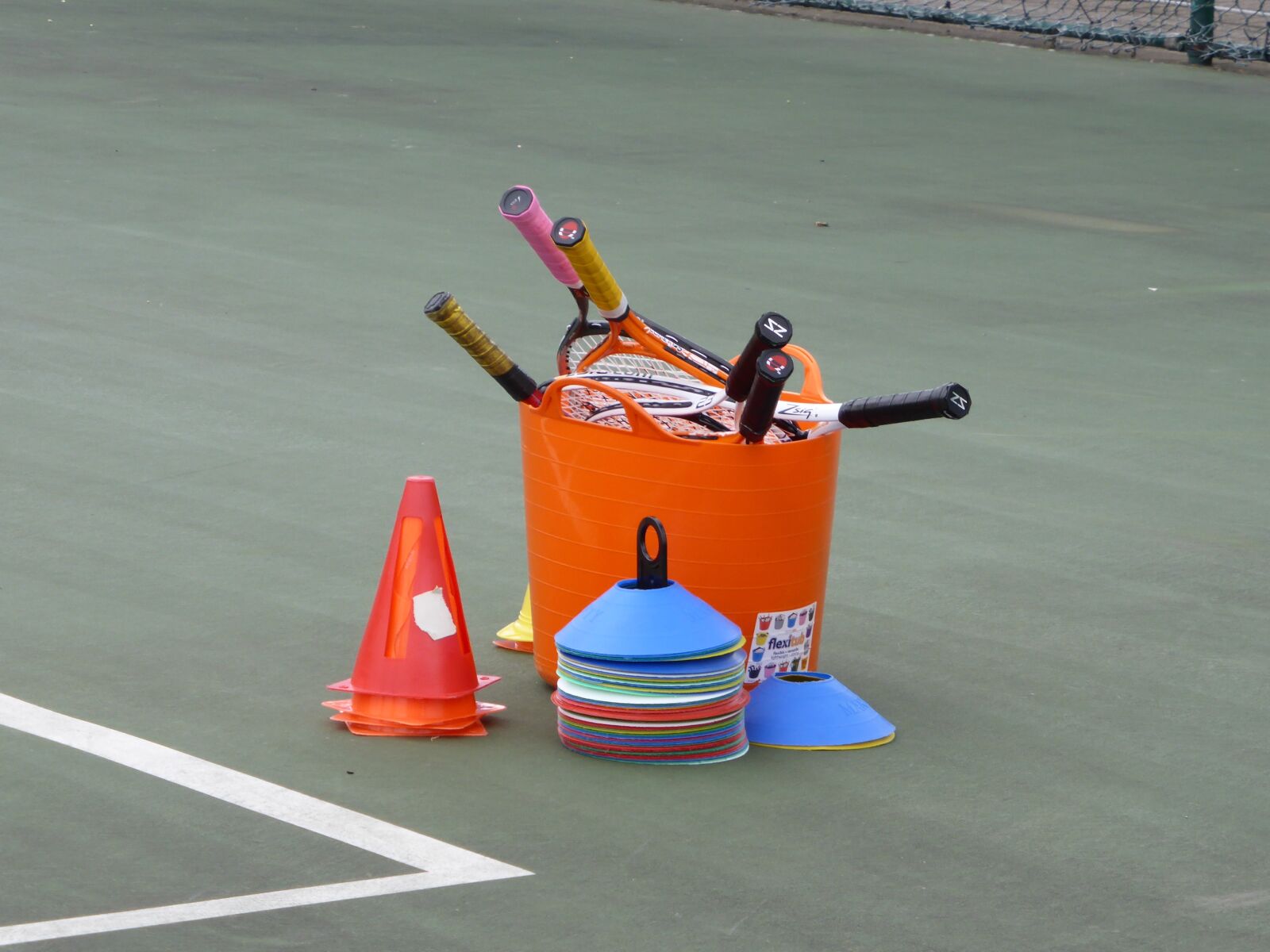 Panasonic Lumix DMC-ZS30 (Lumix DMC-TZ40) sample photo. Sport, equipment, tennis photography