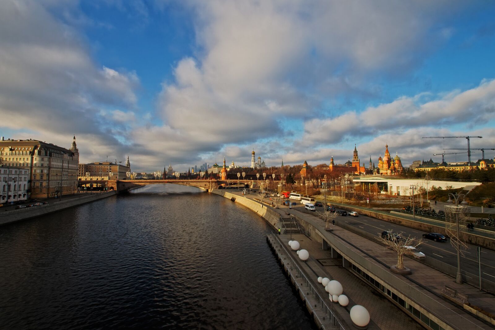Canon EOS 500D (EOS Rebel T1i / EOS Kiss X3) sample photo. City, moscow, landscape photography