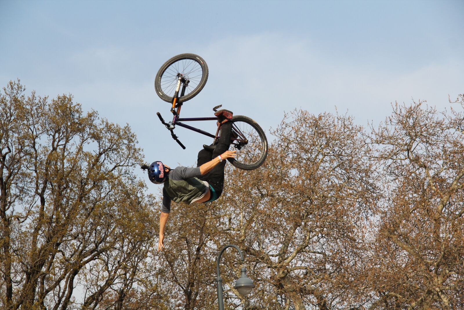 Canon EF-S 17-85mm F4-5.6 IS USM sample photo. Wheel, jump, bmx photography