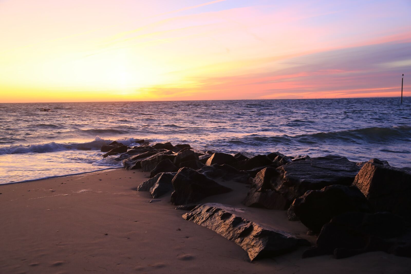 Canon EF 24-105mm F4L IS USM sample photo. Sun rise, sea, beach photography