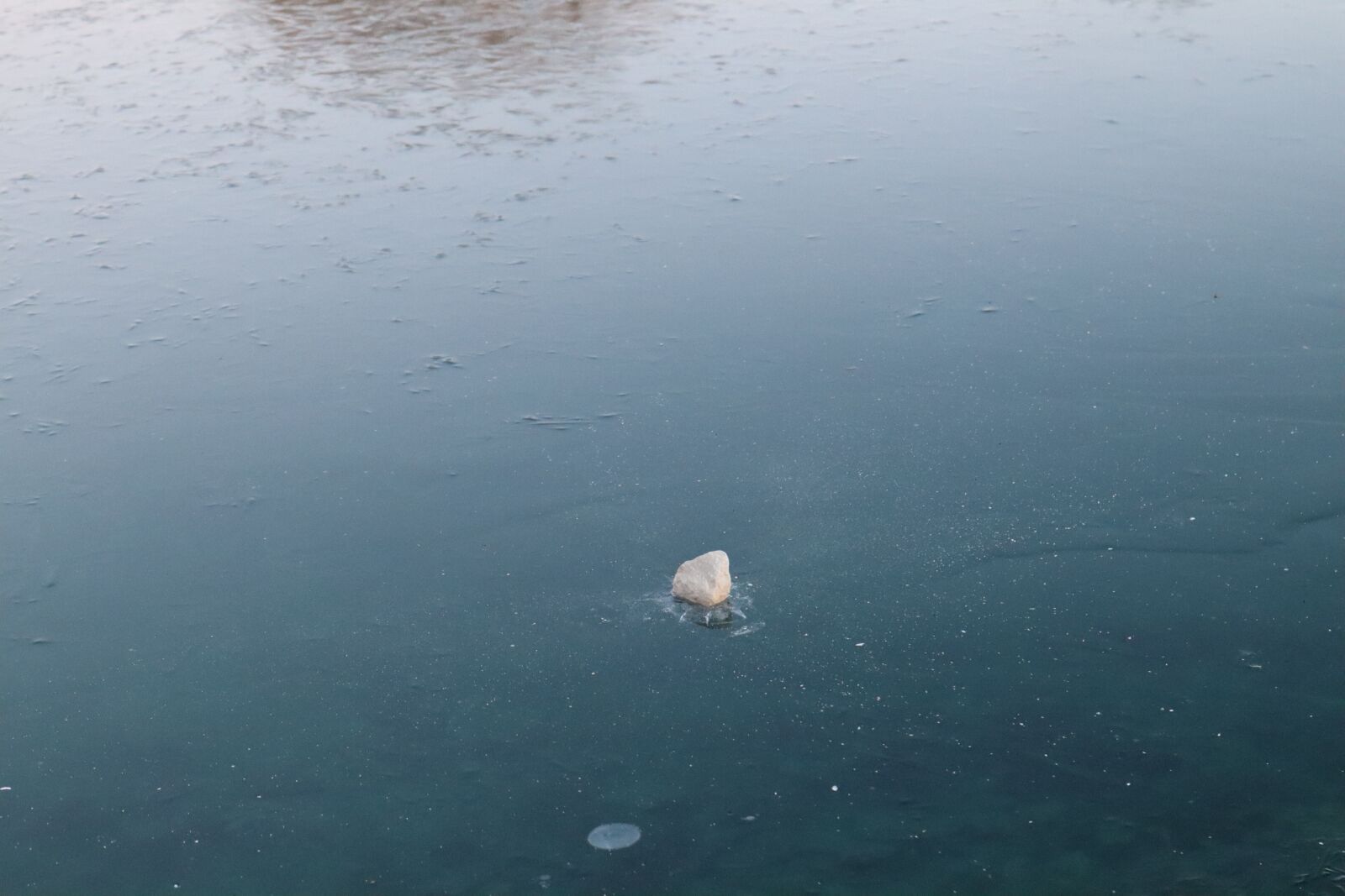 Canon EOS M50 (EOS Kiss M) sample photo. Ice, outdoors, winter photography