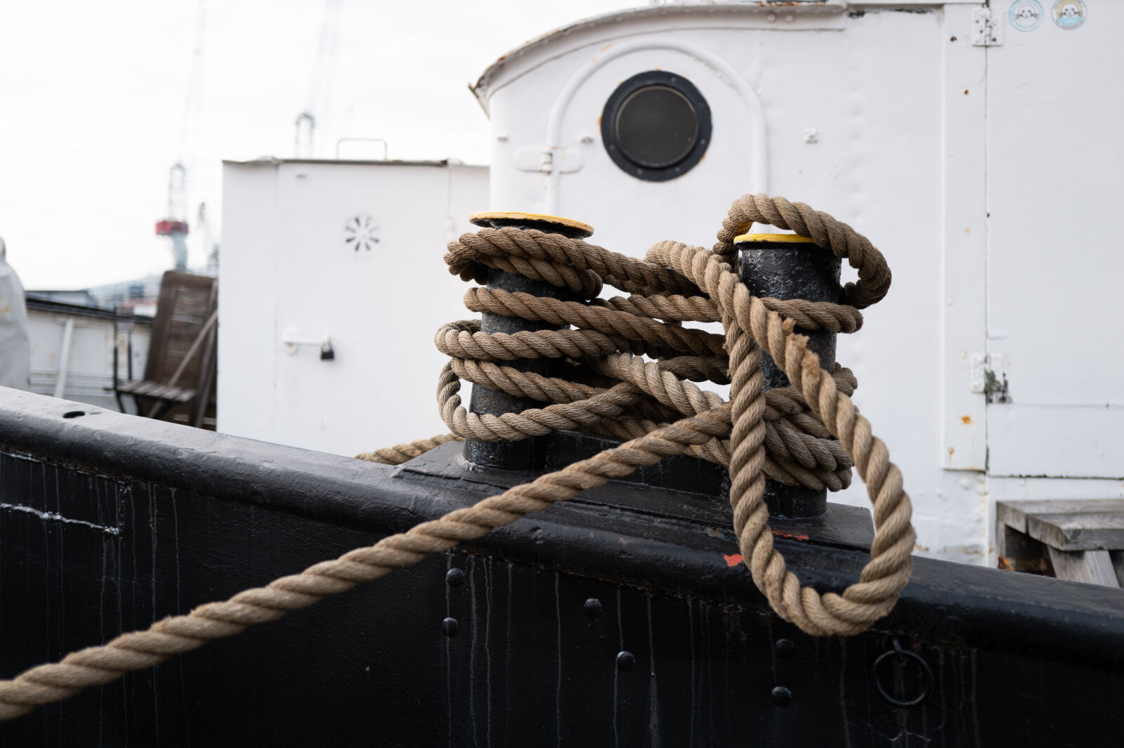 Leica Q3 sample photo. Boat rope photography