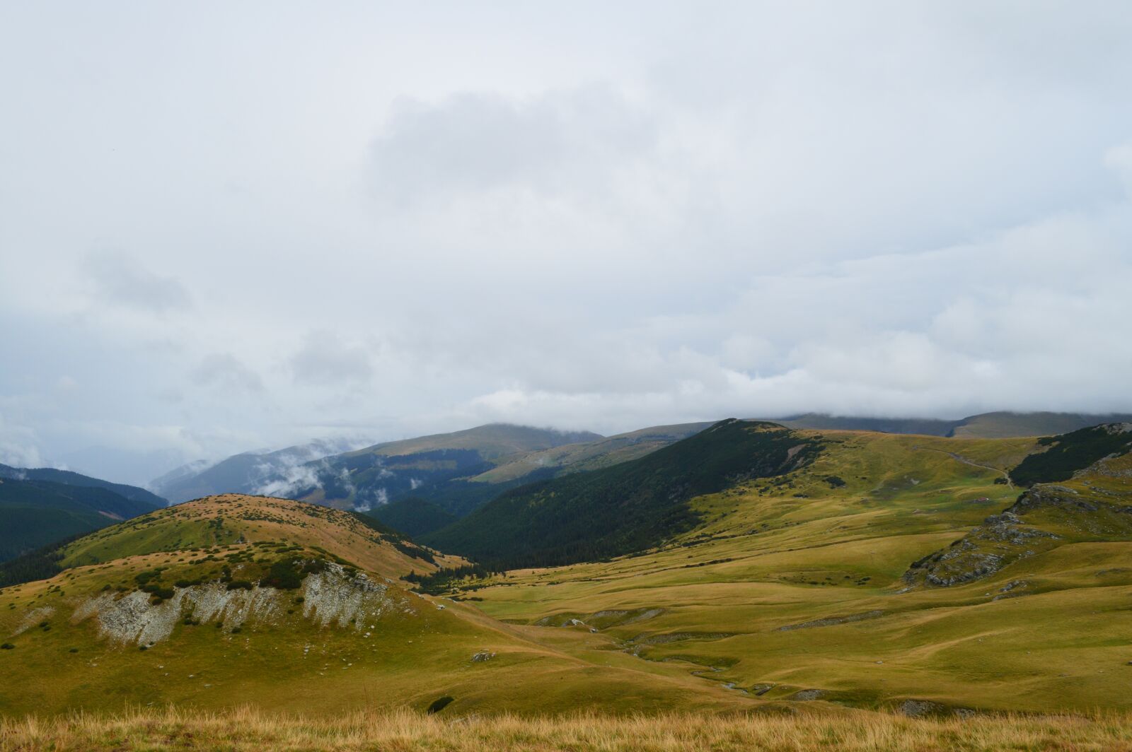 Nikon D3200 sample photo. Travel, romania, landscape photography