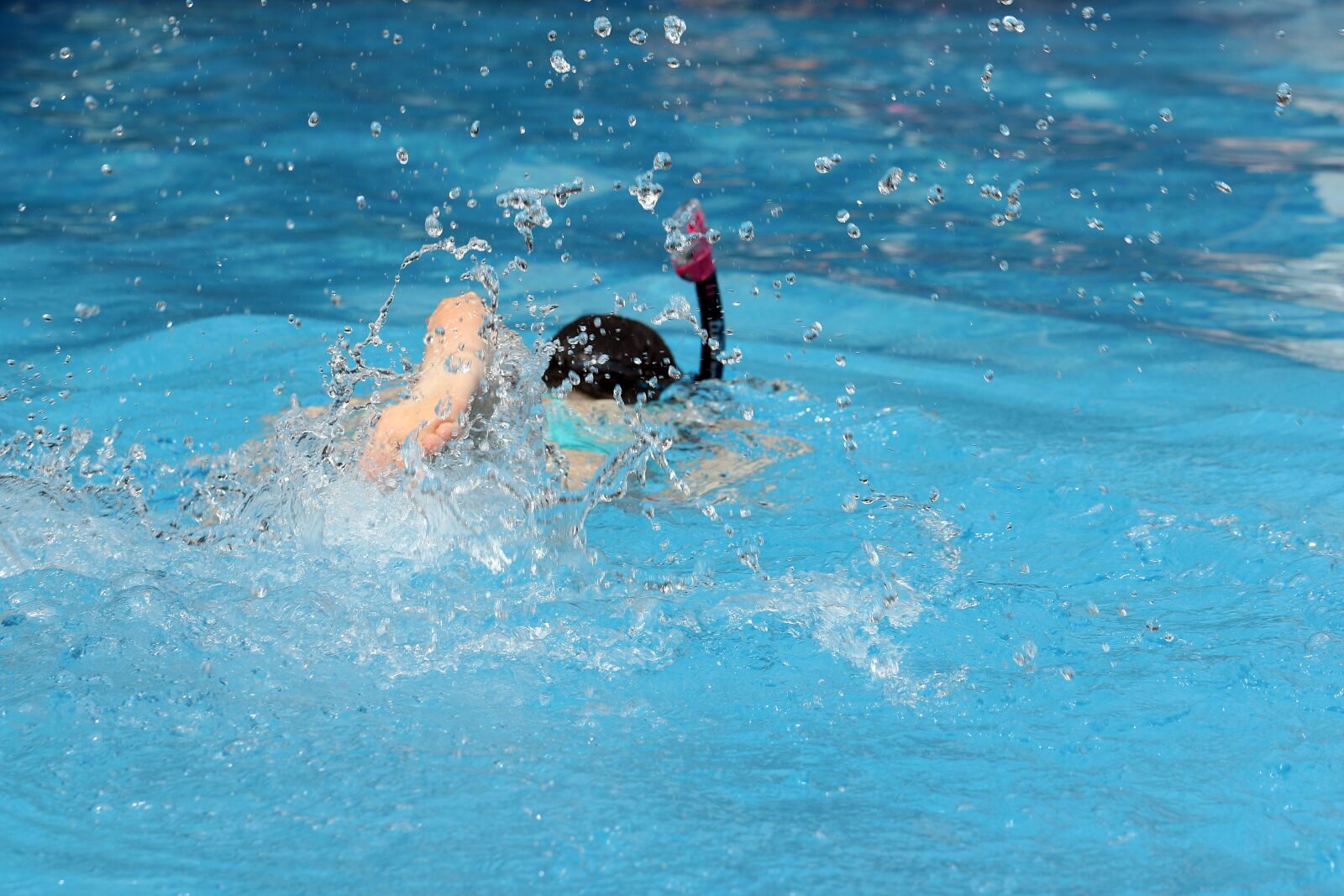 Canon EOS 7D Mark II sample photo. Pool, swimming, water photography