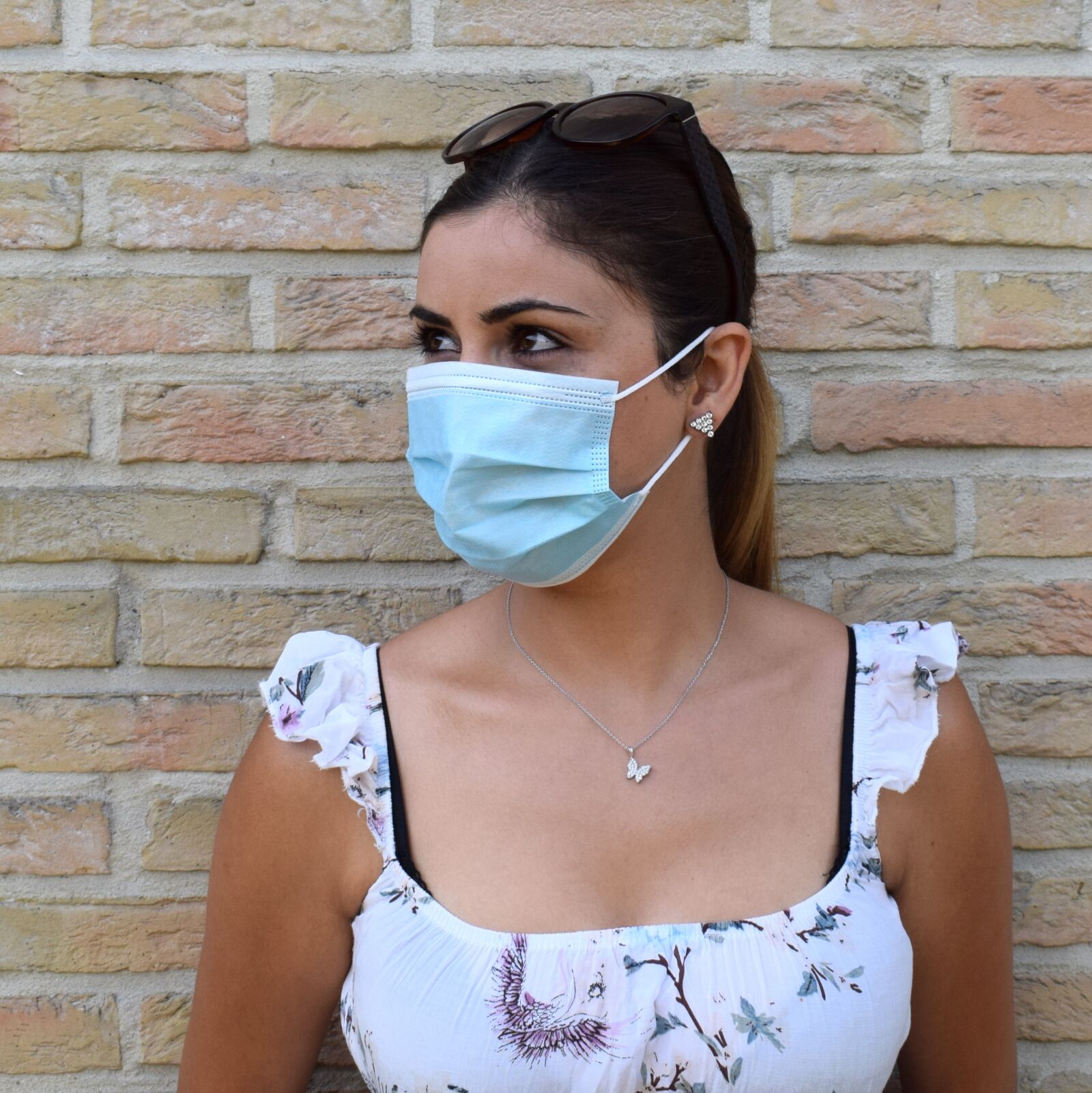 Nikon D5300 sample photo. Protective mask, corona, feline photography
