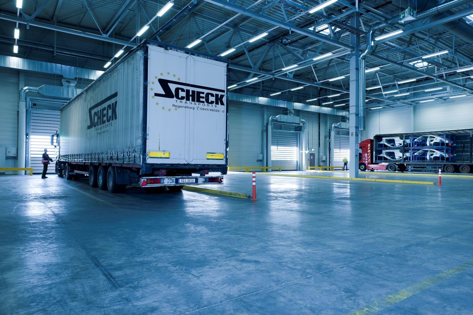 Nikon D3X sample photo. Industrial hall, toore, warehouse photography