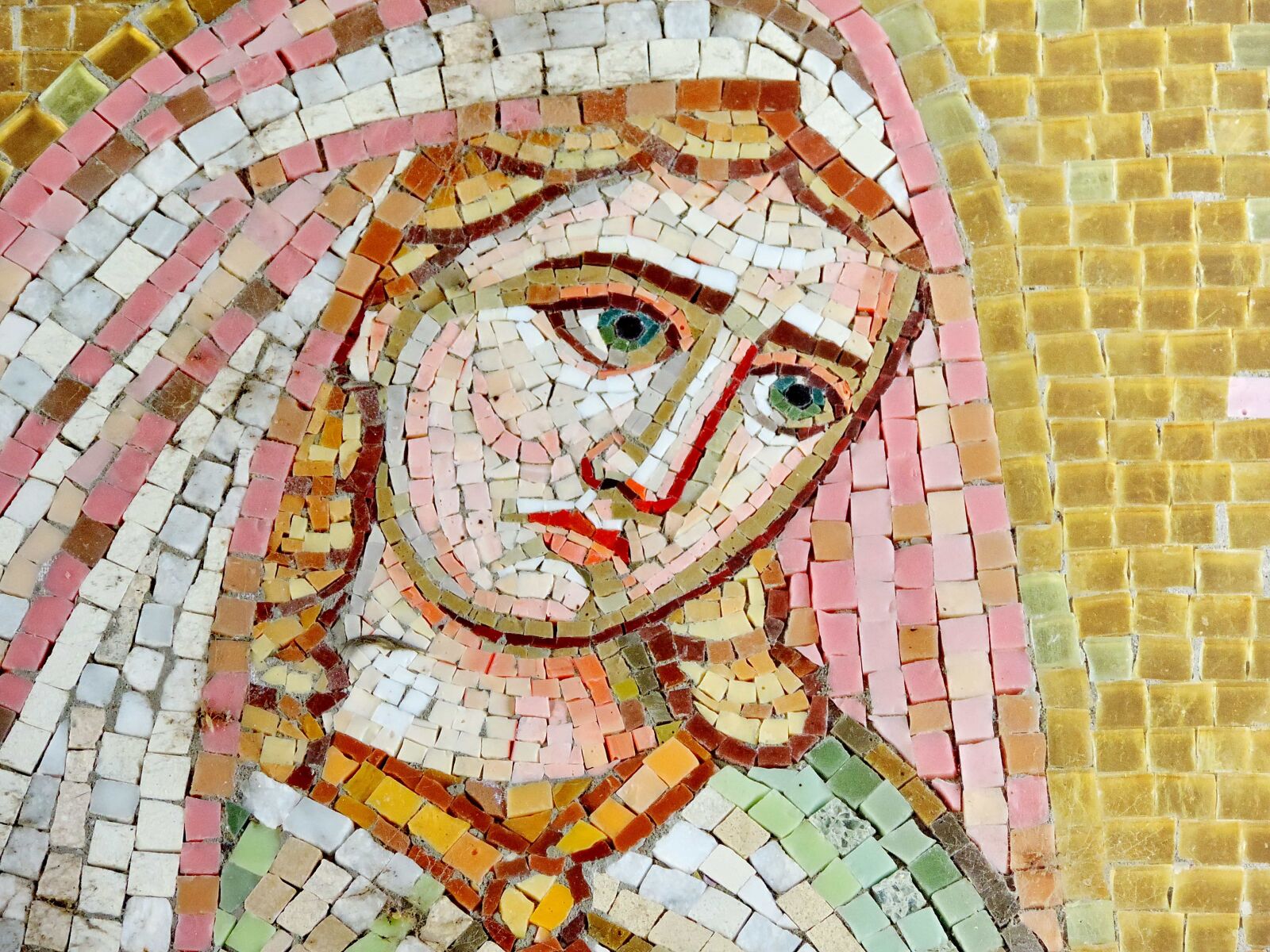 Nikon Coolpix P520 sample photo. Face, medieval, portrait, young photography