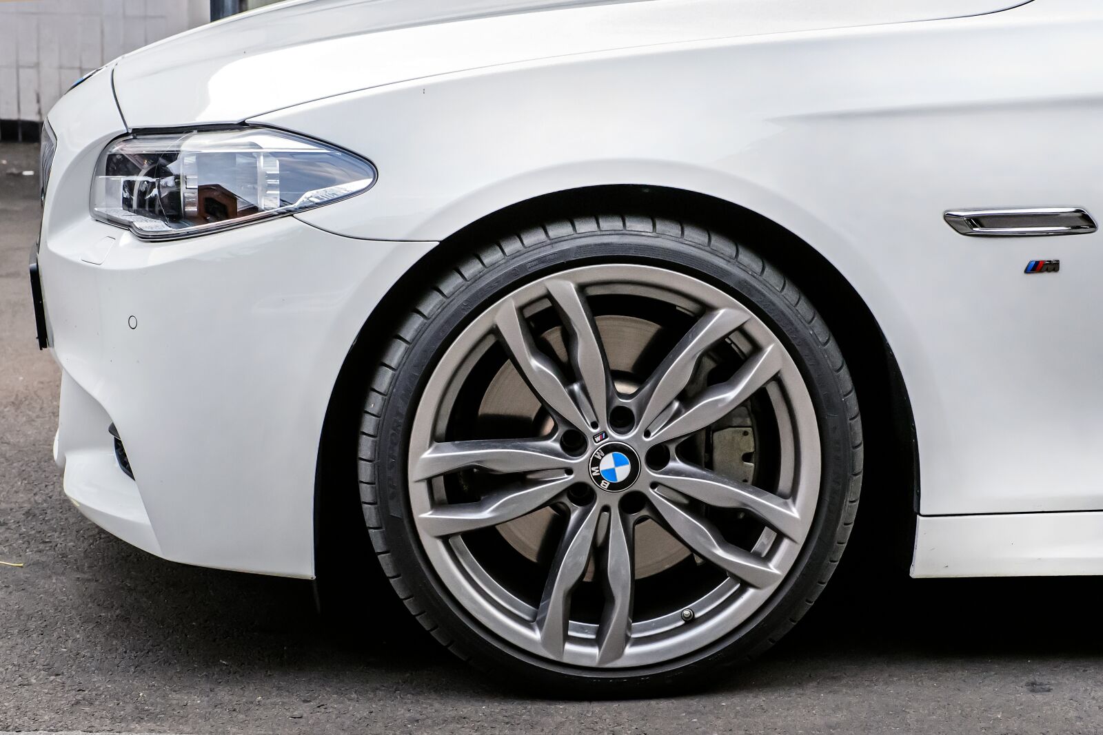 Nikon D5 sample photo. Rim, car, light alloy photography