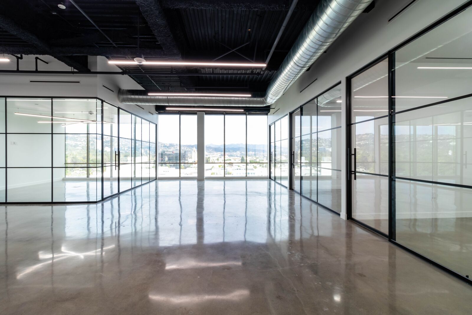 Canon EOS 80D sample photo. Industrial office, creative office photography