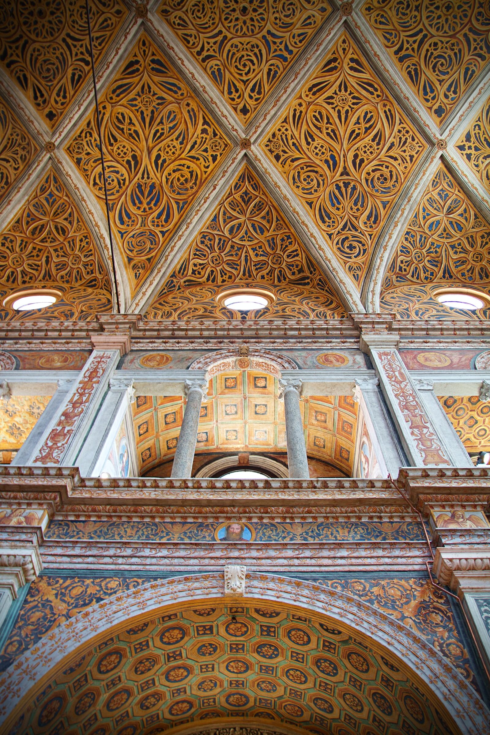Canon EOS 600D (Rebel EOS T3i / EOS Kiss X5) sample photo. Italy, milan, architecture photography