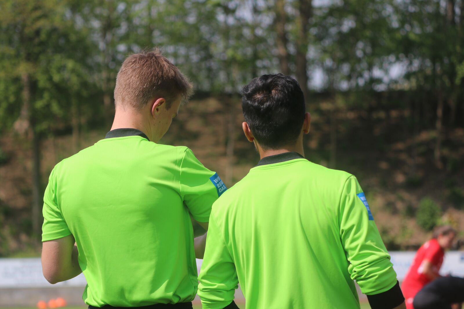 Canon EOS 80D sample photo. Referee, football, sport photography