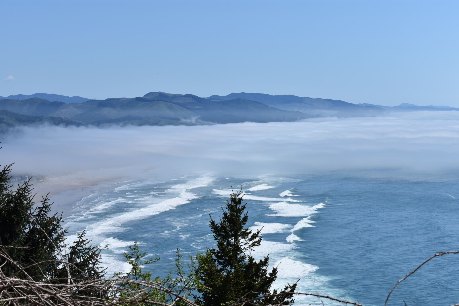 Nikon D3400 sample photo. Ocean, beach, hills photography