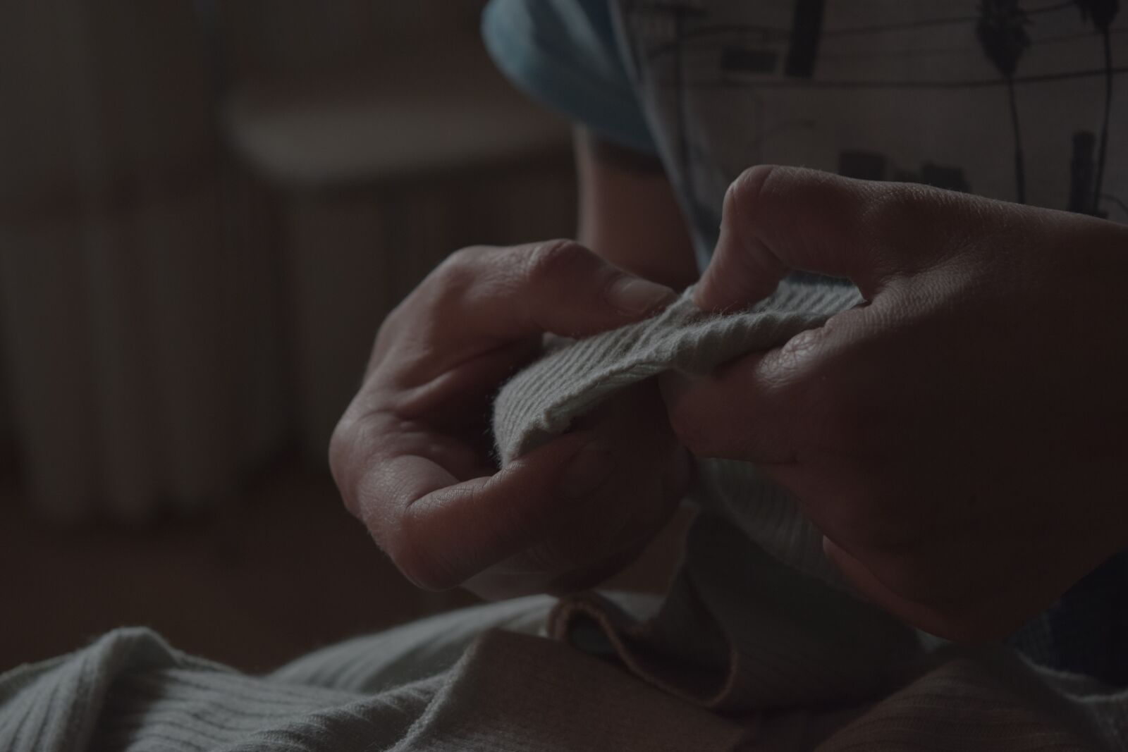 Nikon D3300 sample photo. Hands, sewing, handwork photography
