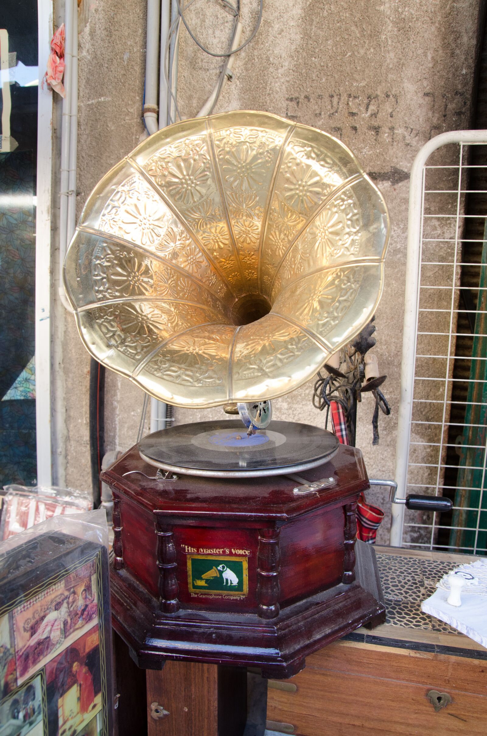 Nikon D7000 sample photo. Phonograph, antiques, music photography