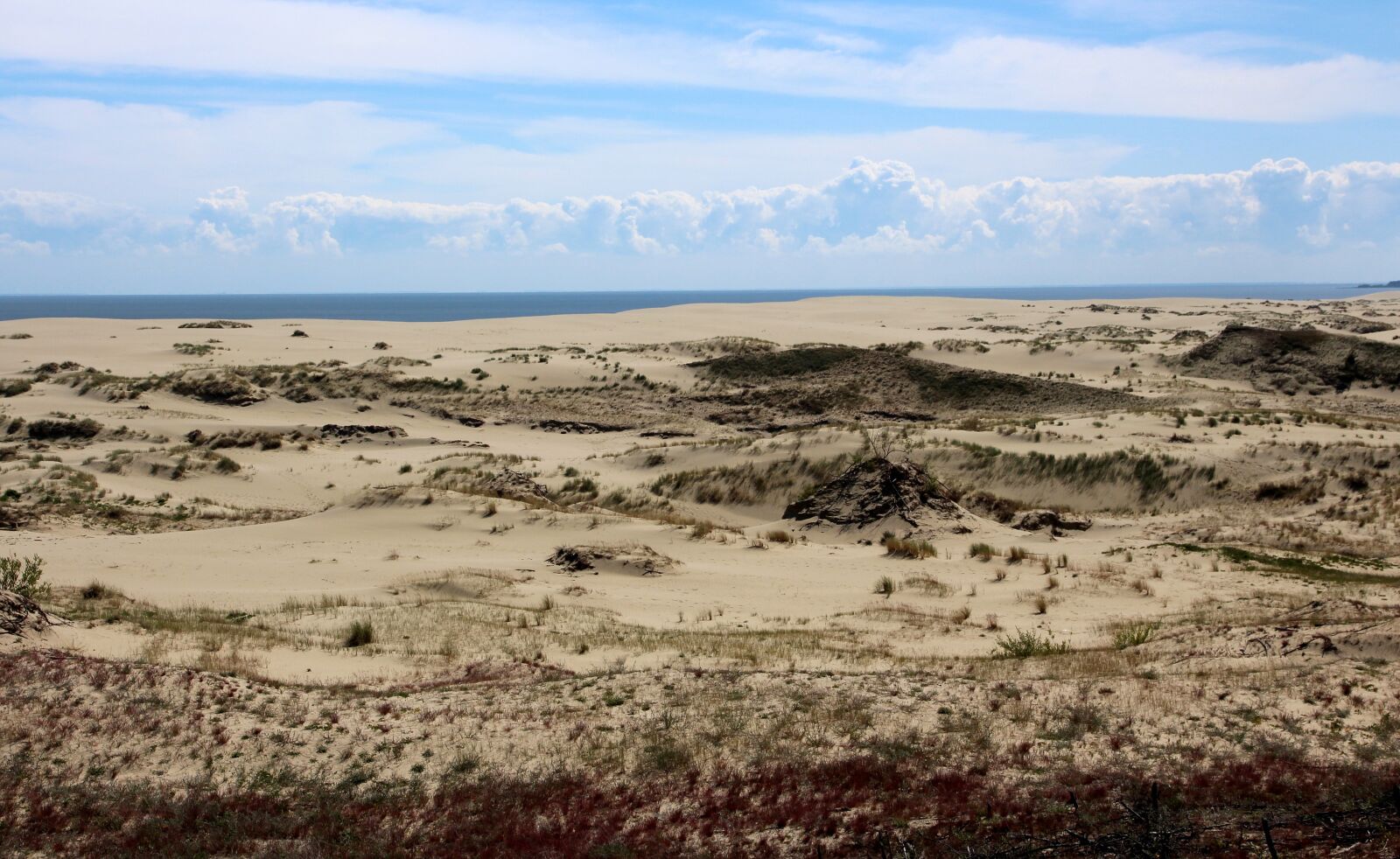 Canon EOS 650D (EOS Rebel T4i / EOS Kiss X6i) sample photo. Sand, sky, blue sky photography