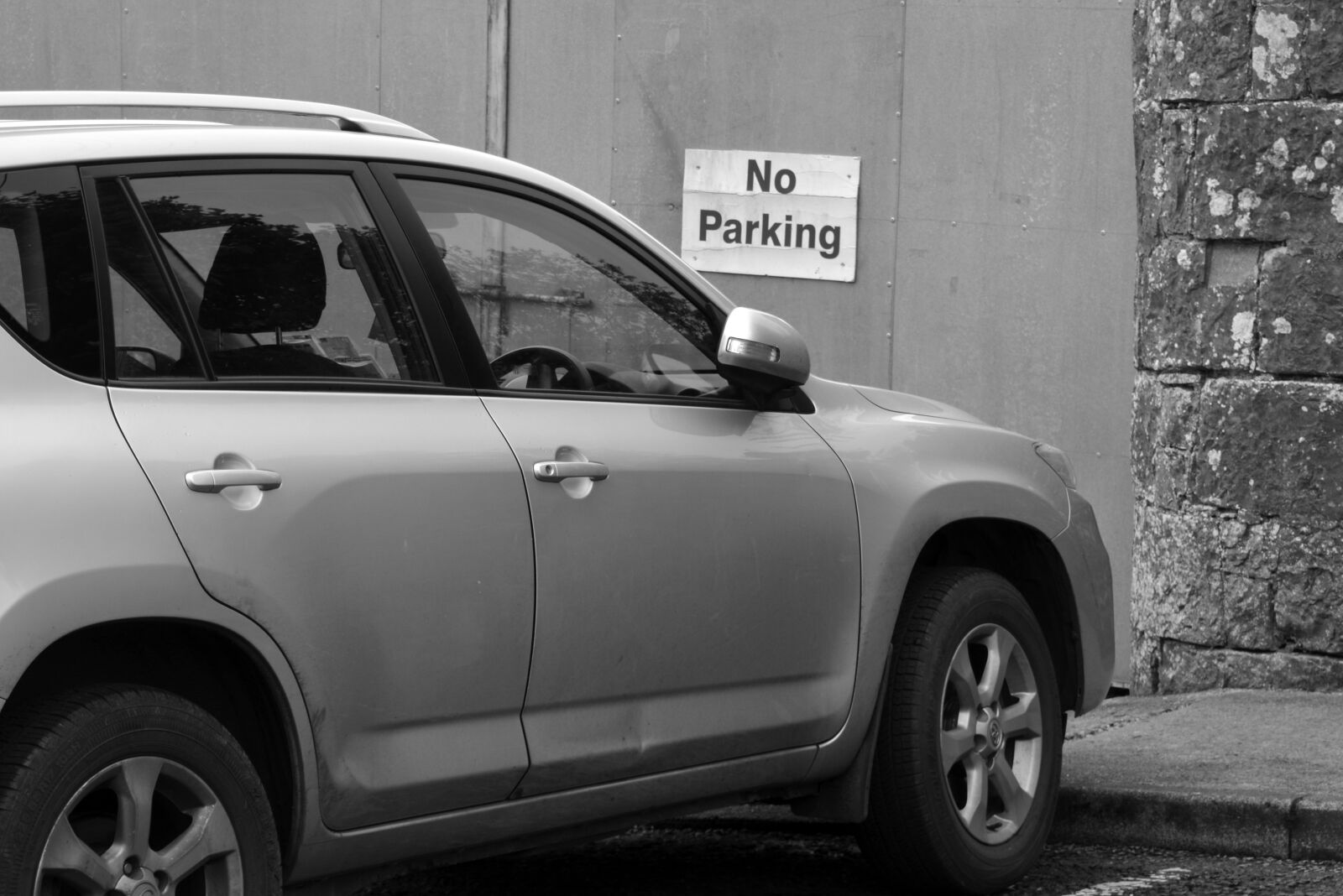 Nikon D5100 sample photo. No parking, auto, ban photography