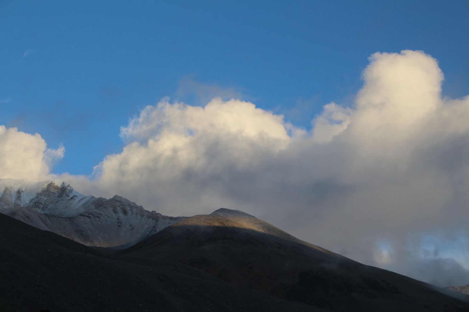 Canon EOS 700D (EOS Rebel T5i / EOS Kiss X7i) + Canon EF-S 18-55mm F3.5-5.6 IS STM sample photo. Tibet, nature, mountains photography