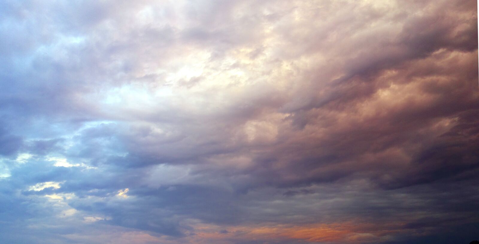 Sony Cyber-shot DSC-RX100 sample photo. Clouds, cloud formation, fabric photography