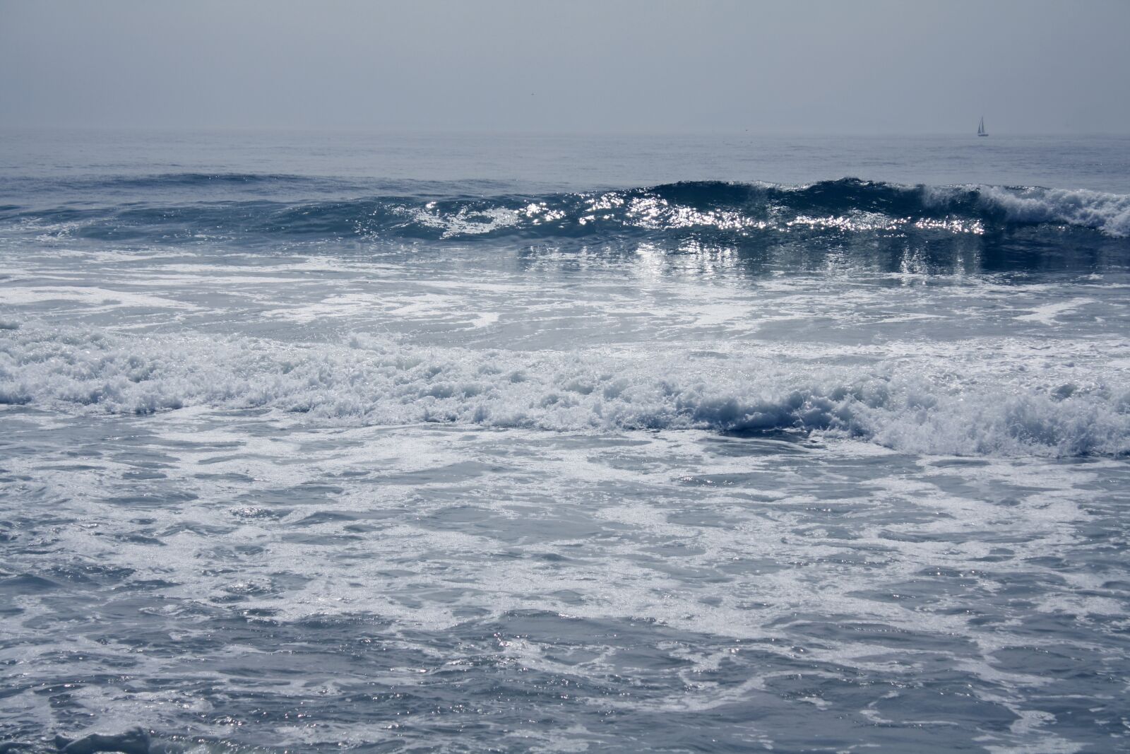 Canon EOS 1000D (EOS Digital Rebel XS / EOS Kiss F) sample photo. Ocean, wave, sea photography