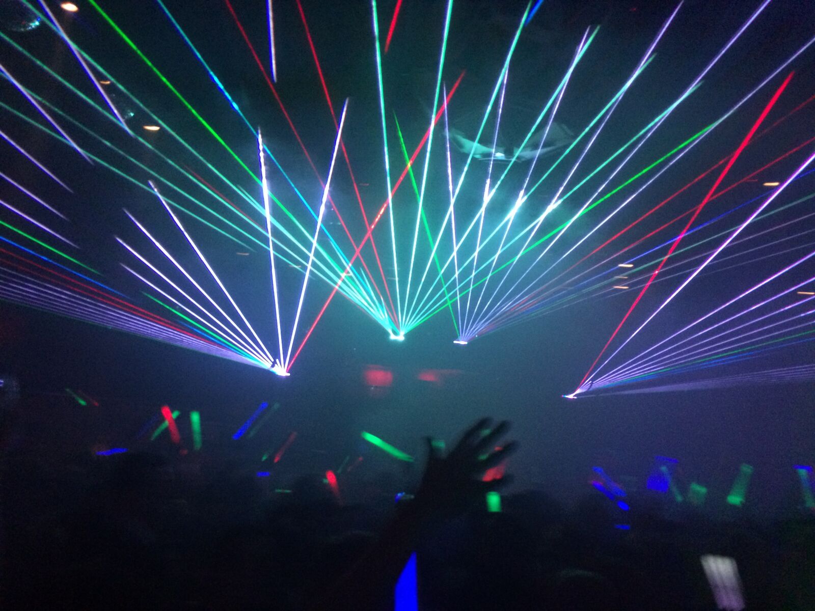 iPhone 5s back camera 4.15mm f/2.2 sample photo. Light, disco, party photography