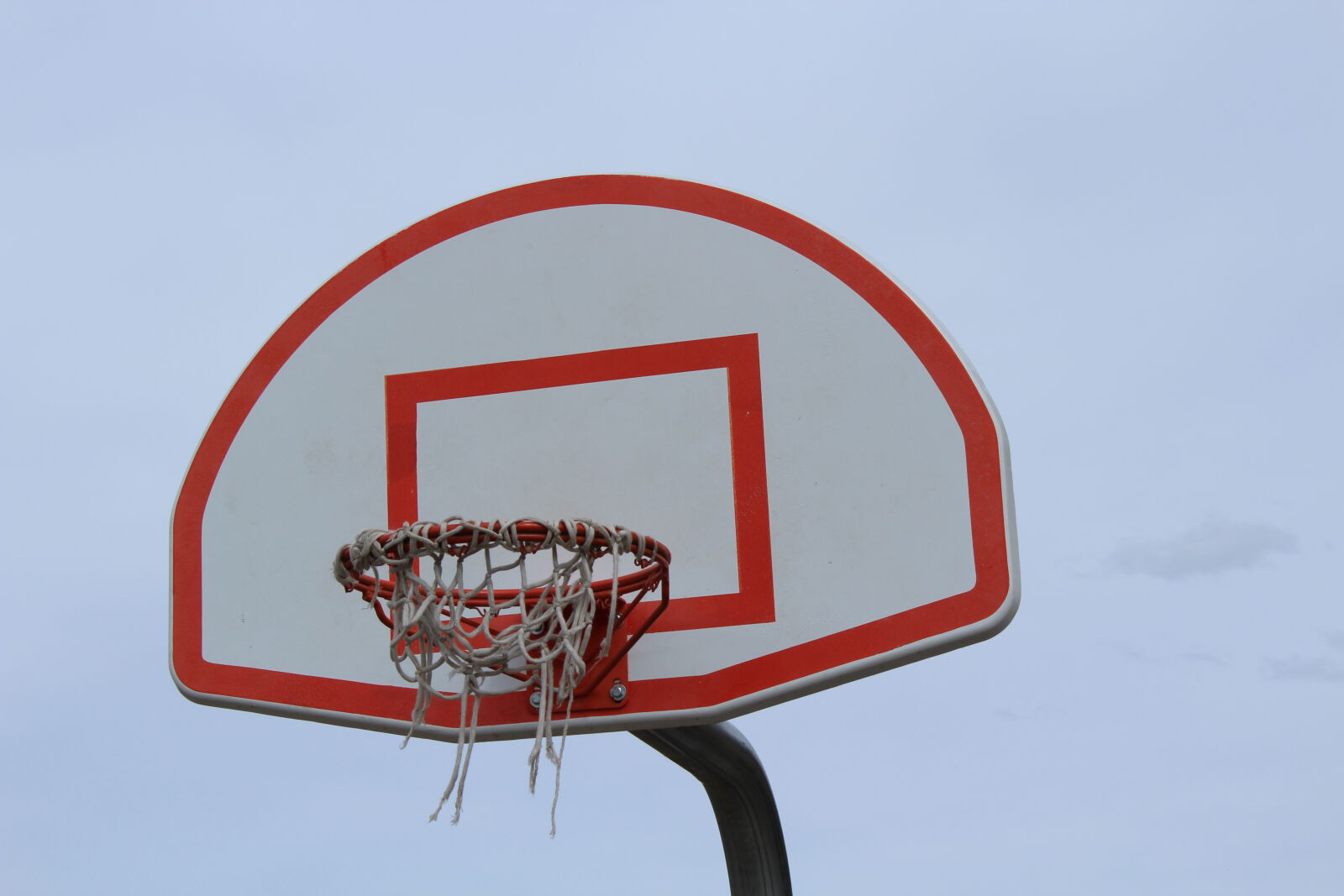 Canon EOS 1200D (EOS Rebel T5 / EOS Kiss X70 / EOS Hi) sample photo. Basketball, hoop photography