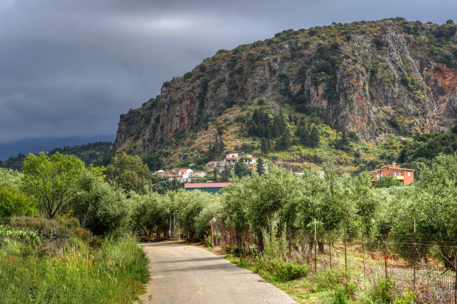 Panasonic Lumix DMC-GX8 sample photo. Crete, village, landscape photography
