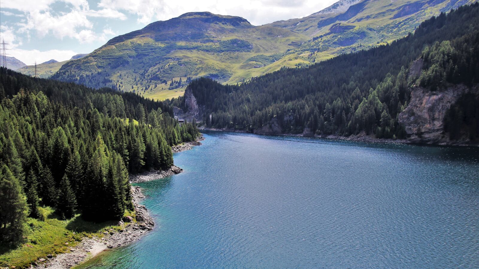Canon EOS 80D sample photo. Lake, mountain, beach photography