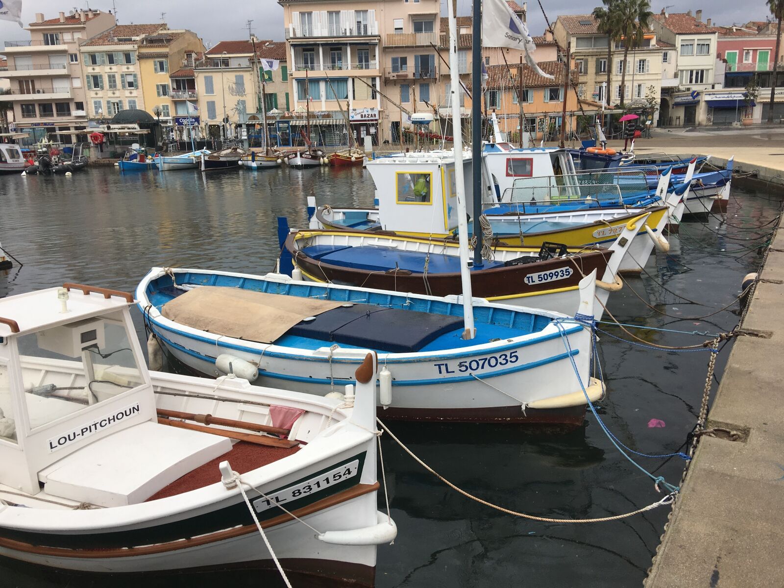 Apple iPhone 6s Plus sample photo. Boat, sea, refuge photography