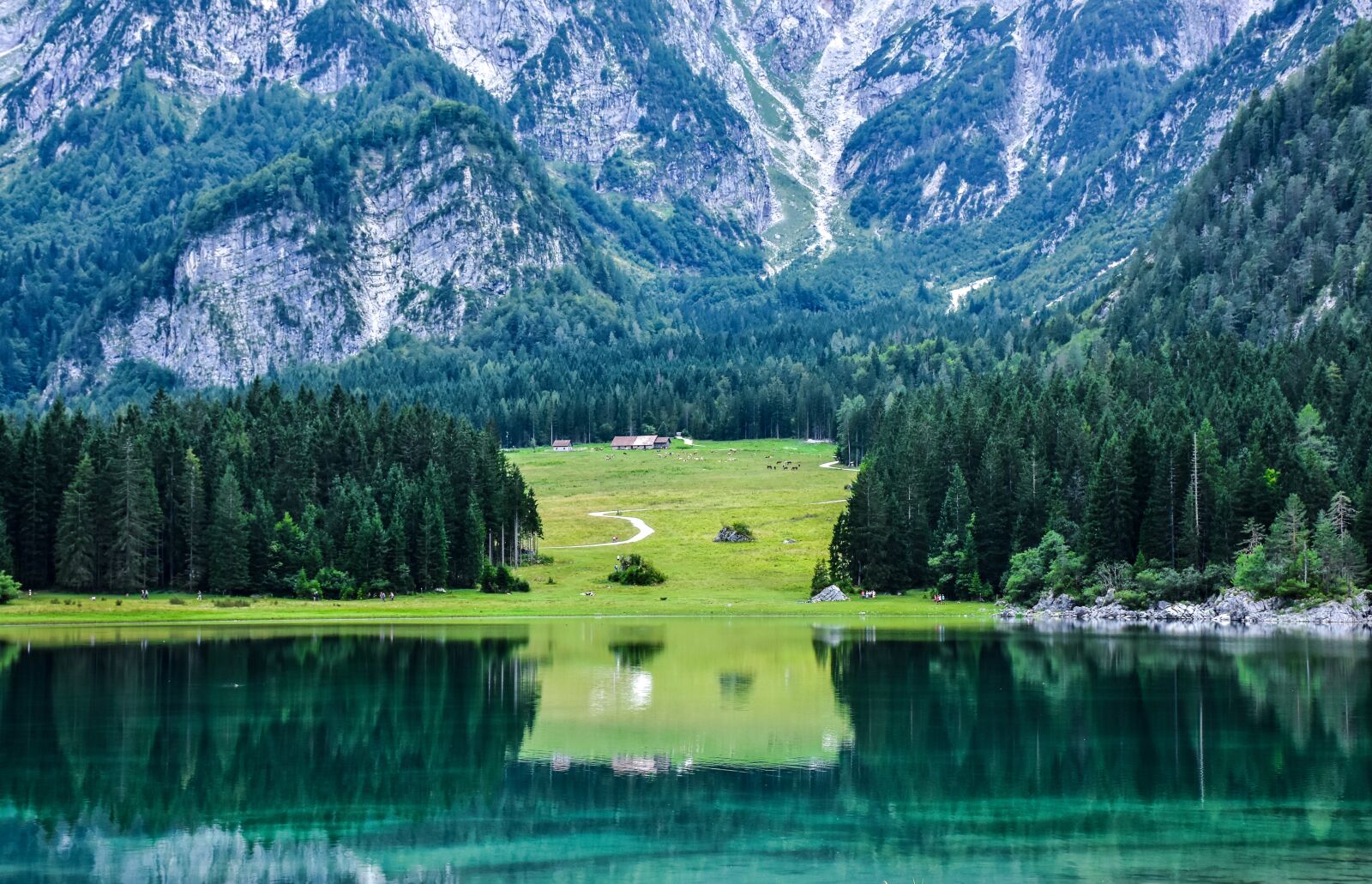 Nikon D7200 sample photo. Lake, mountain, fusine photography