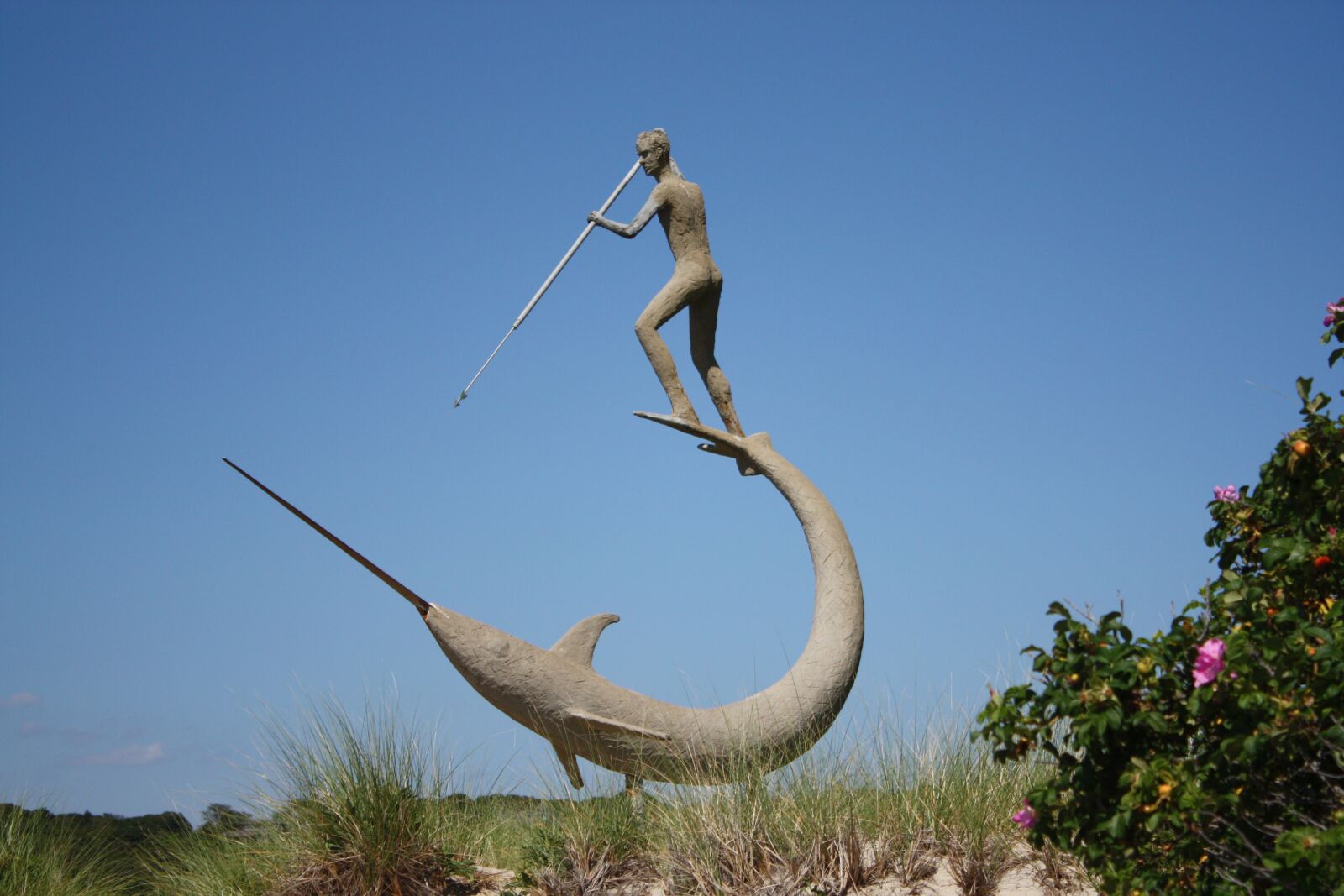 Canon EOS 450D (EOS Rebel XSi / EOS Kiss X2) sample photo. Statue, martha's vineyard, whaling photography