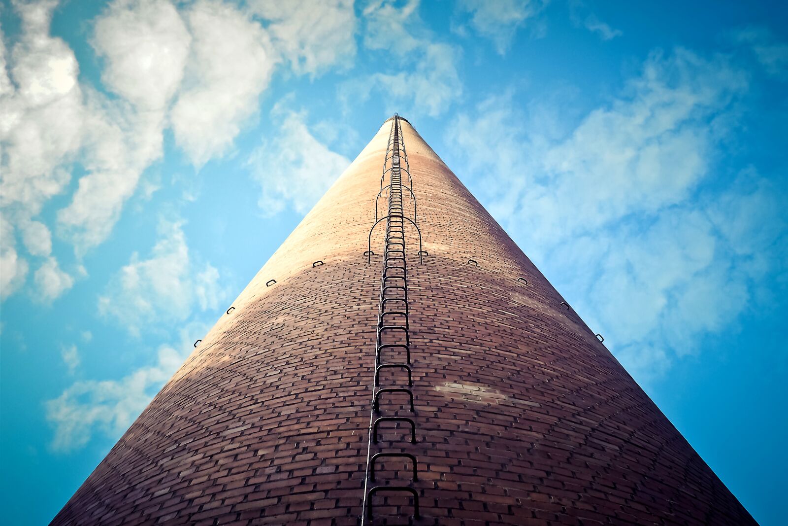 Olympus OM-D E-M10 sample photo. Chimney, building, coking plant photography