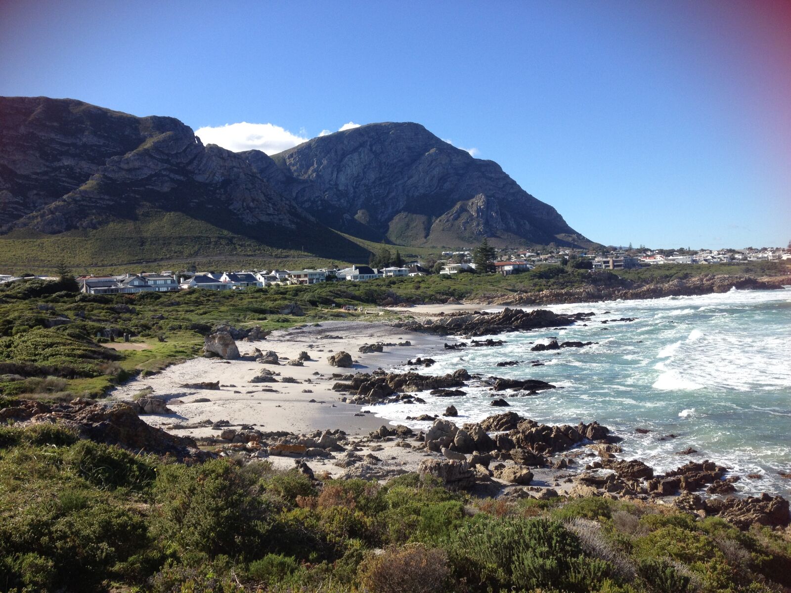 iPhone 4S back camera 4.28mm f/2.4 sample photo. Cliffs, coast, hermanus, ocean photography