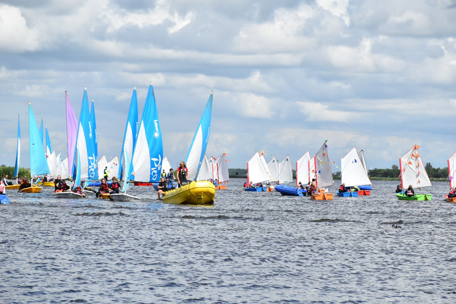 Nikon D5600 sample photo. Sailing, boat, boating photography