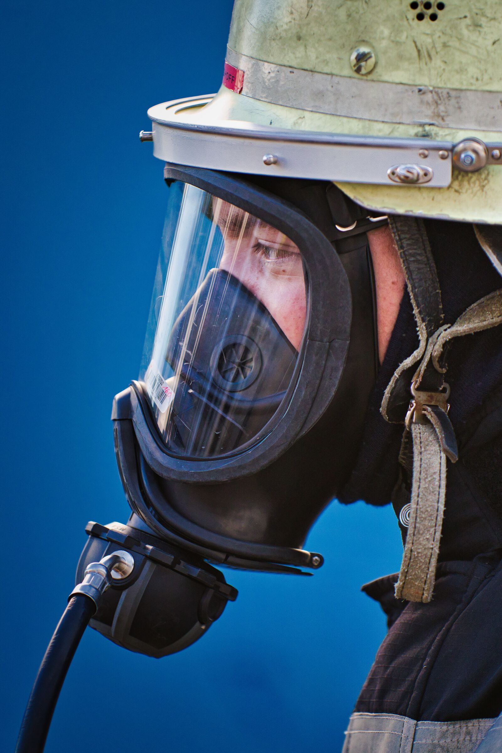 Canon EOS 80D sample photo. Fire, fire fighter, profile photography
